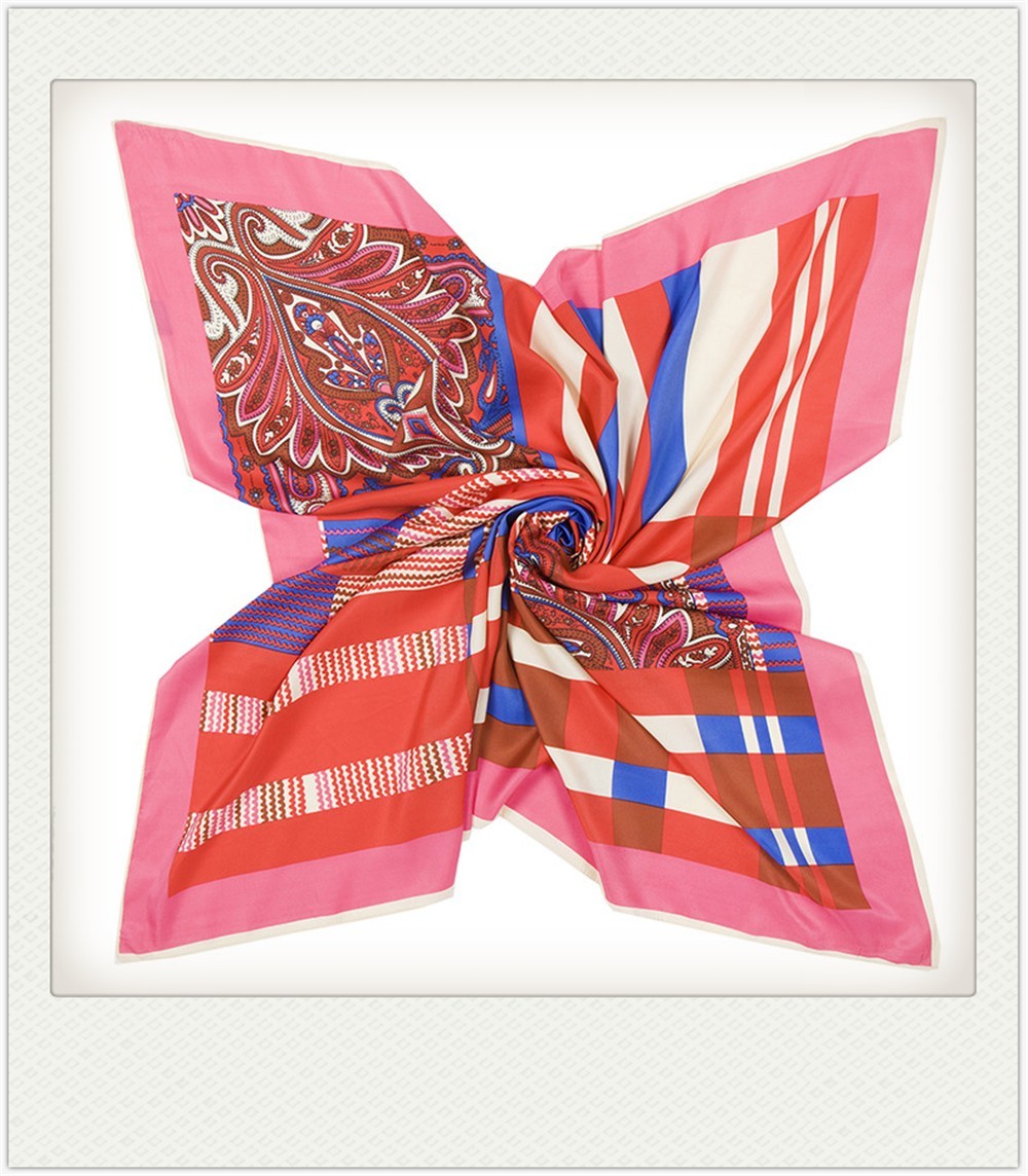 130*130cm stroll on the streets of Paris, 100% silk scarves +1 gift necklace #89