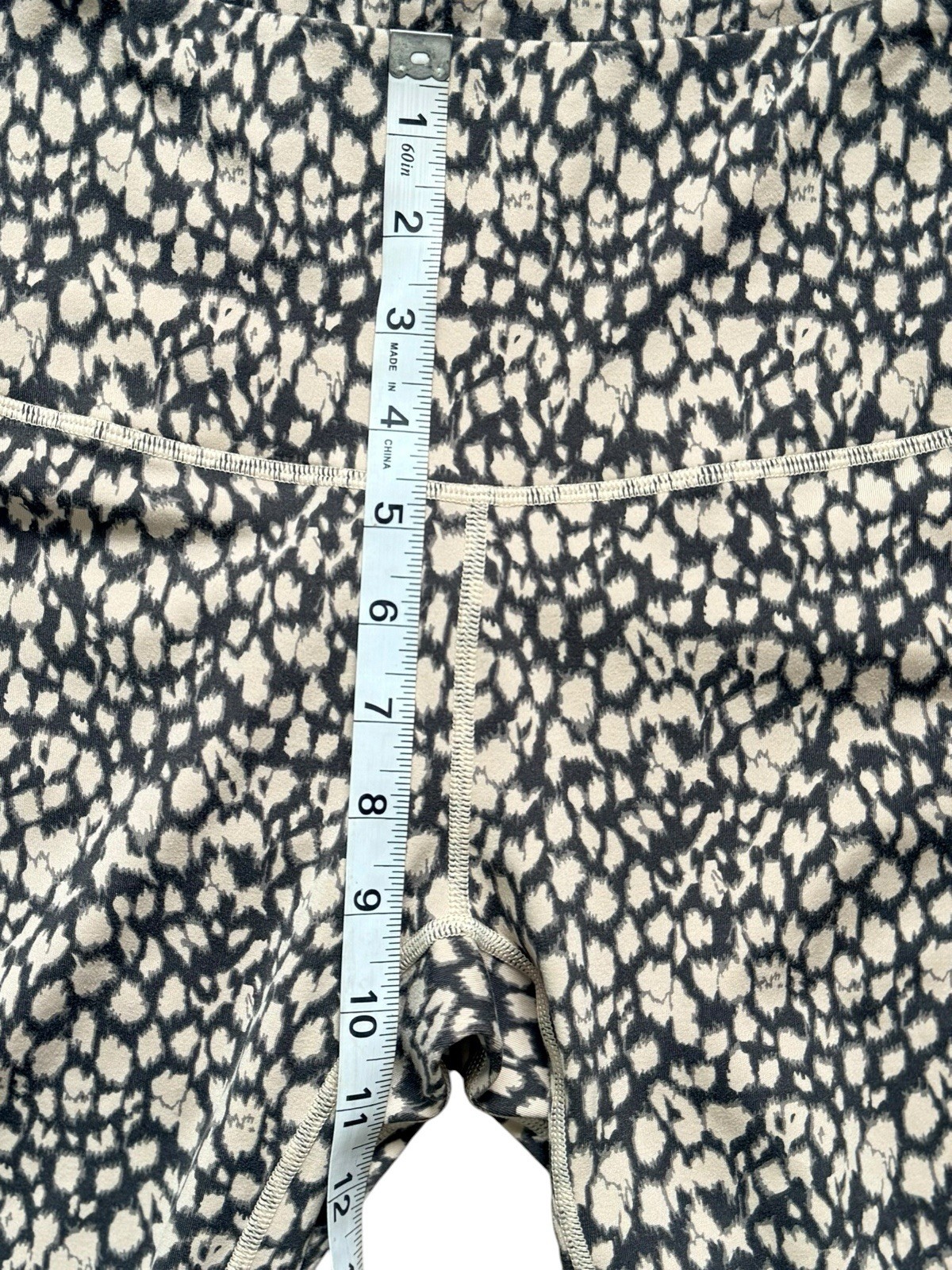 Varley Let’s Move High Rise Leggings Motion Spots Animal Print Size Small