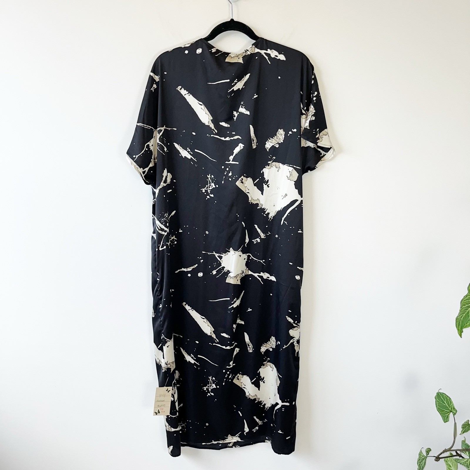 Before You w/ Love Kaftan Style Maxi Dress Abstract Print Minimalist Medium NWTs