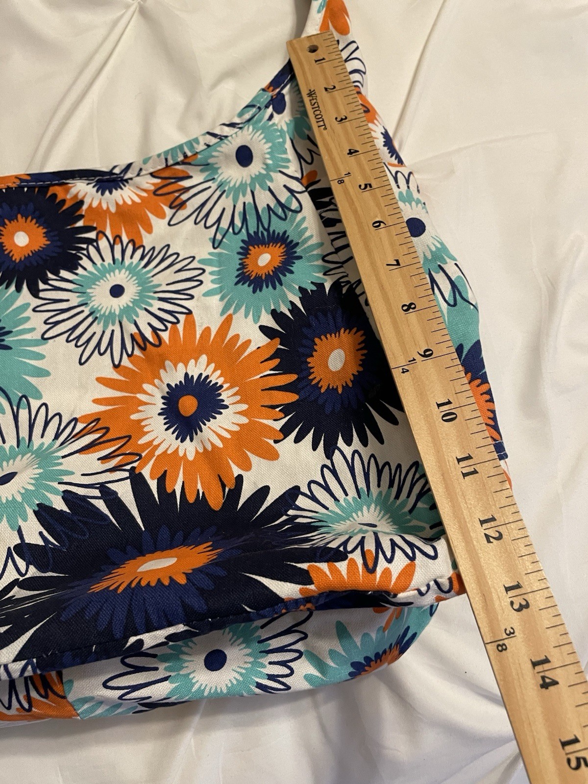 Thirty-One Reversible Paradise Pop & Navy Wave Retired Crossbody Hobo Bag