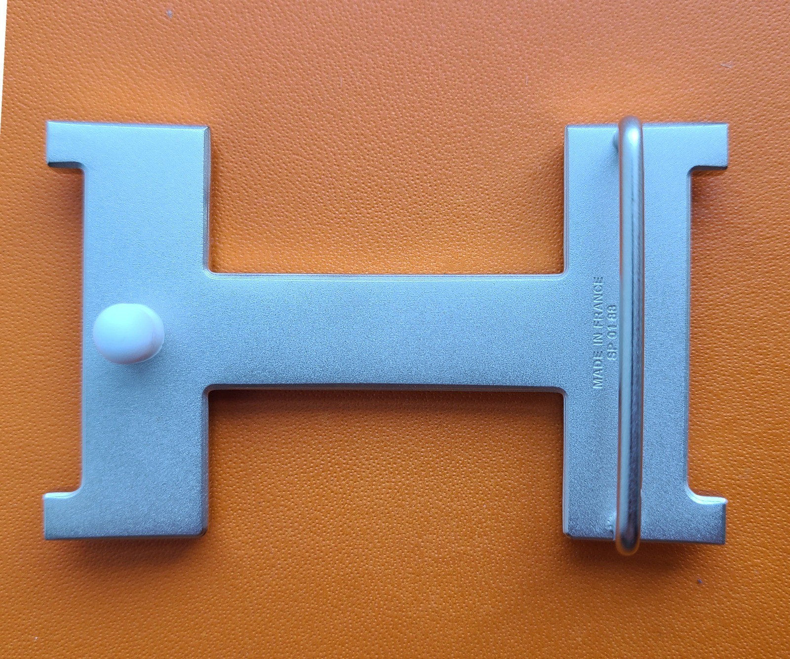 38mm H Silver Brushed Constance Belt Buckle