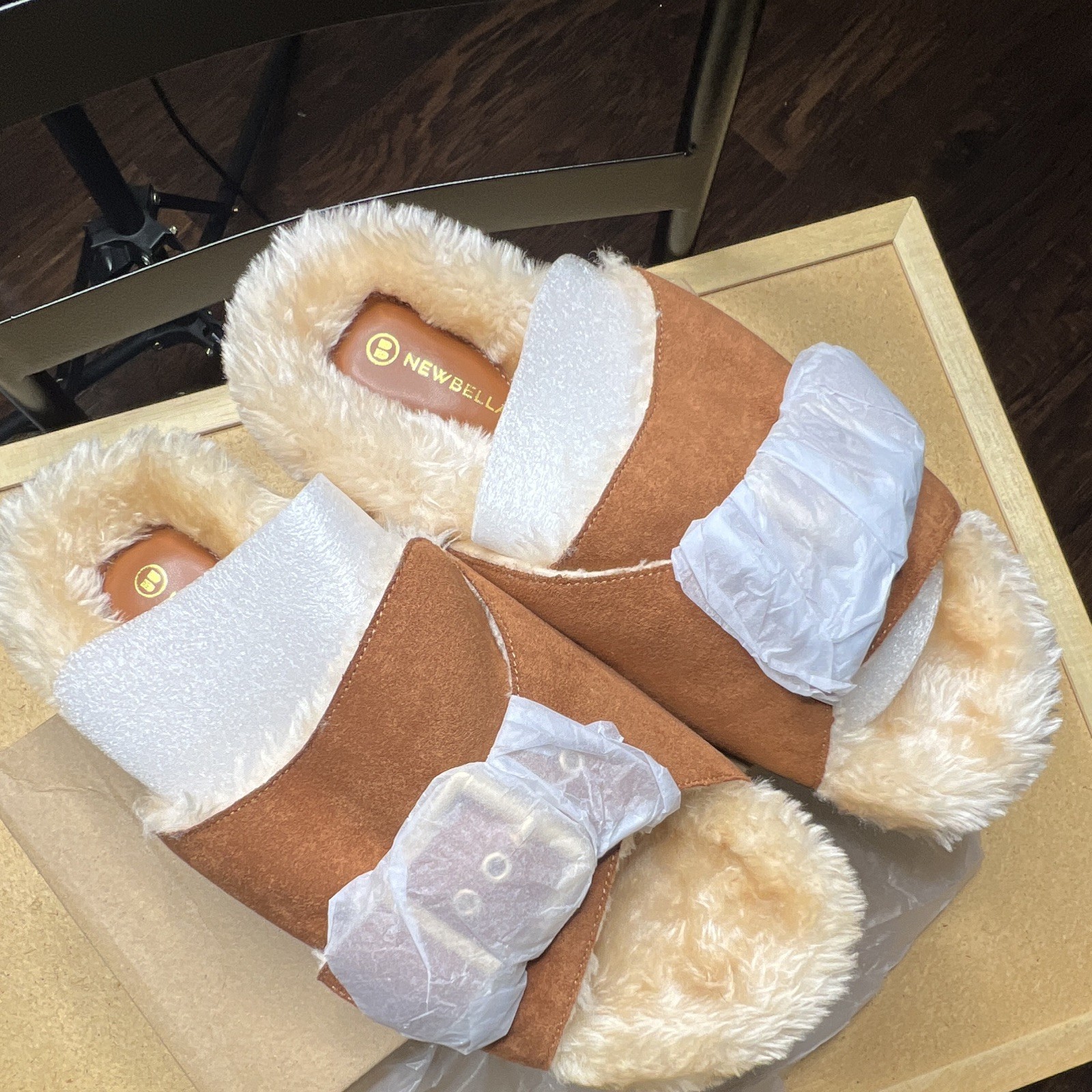 NEWBELLA Women’s Slip-On Slippers Faux Suede Faux Fur Lined Brown/Beige 10