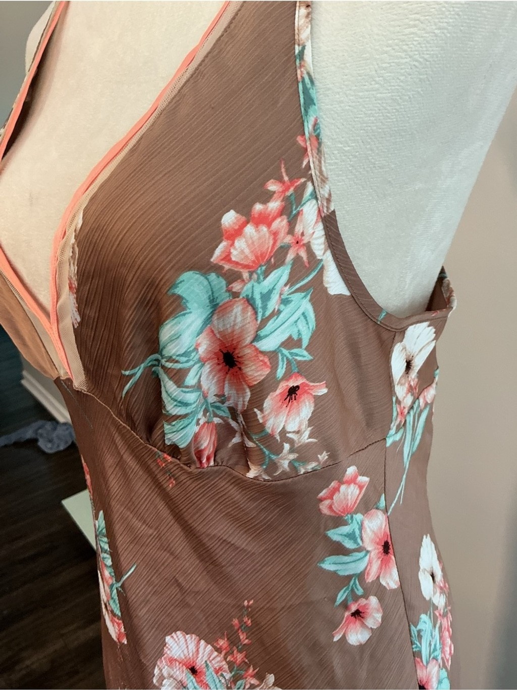 Jones New York Brown Floral Print Nightgown