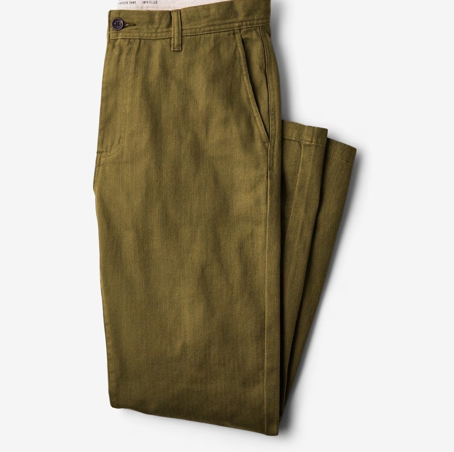 The Officer Chino-High-quality cotton provides a soft, purposeful texture .