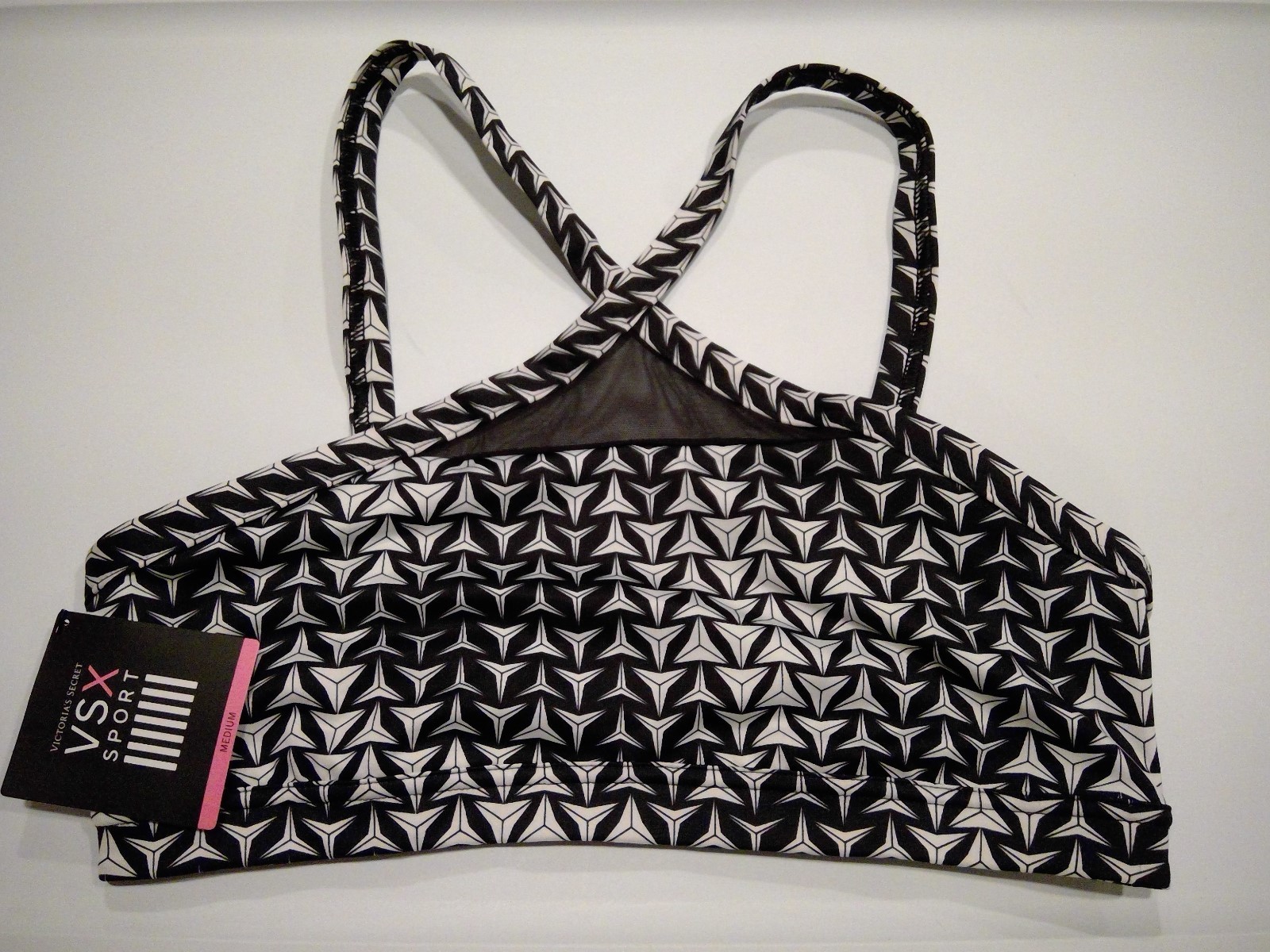 NWT VICTORIA’S SECRET Sports Bras MEDIUM Wirefree Unlined Assorted Colors/Prints