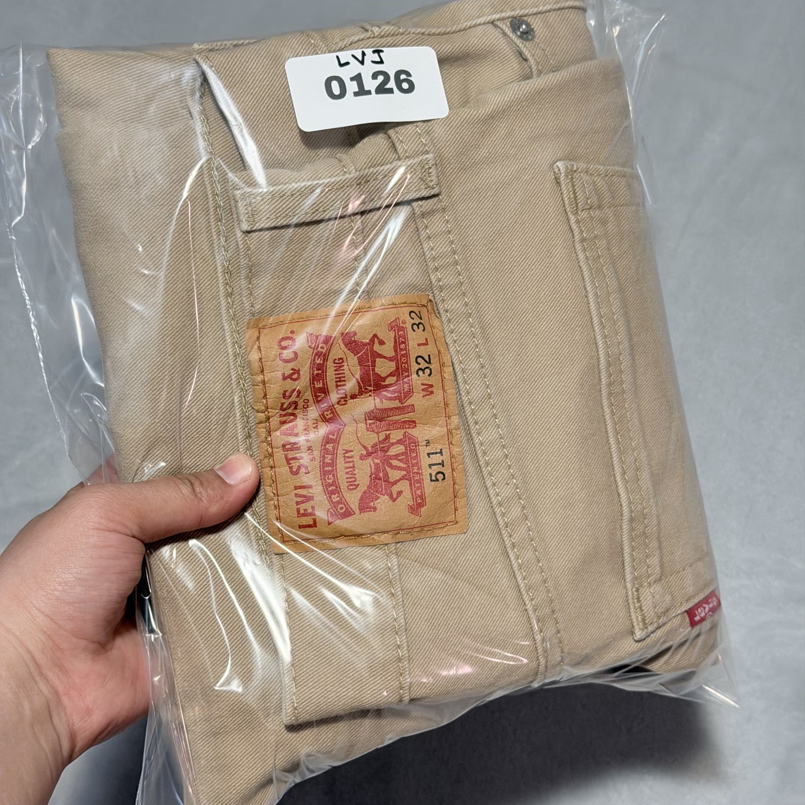 Levis 511 All Seasons Tech Pants Mens 32×32 Beige Slim Straight Fit Red Tab