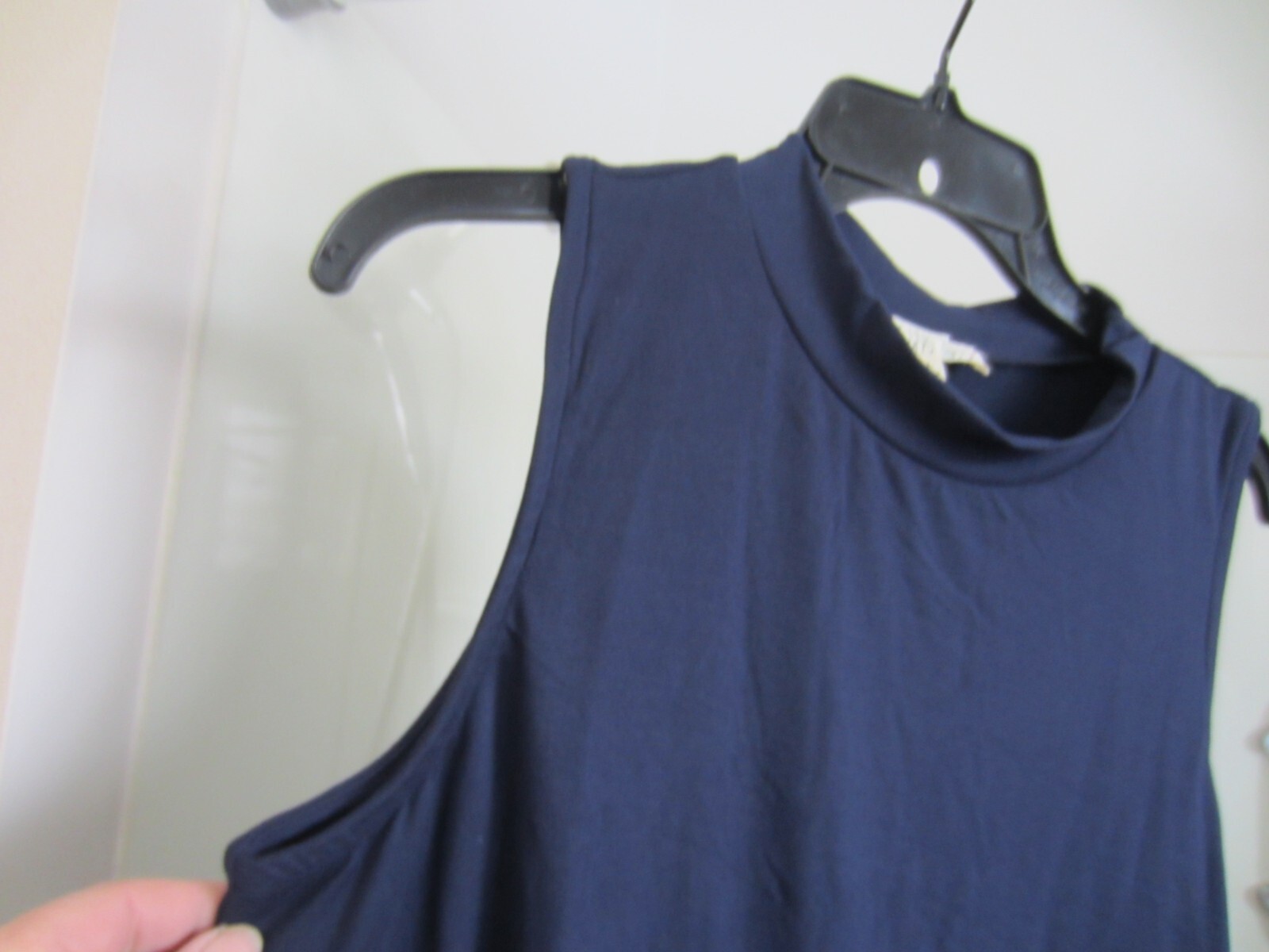 NWT women’s sleeveless dress Pink Rose Size XL navy color RETAIL 38.00