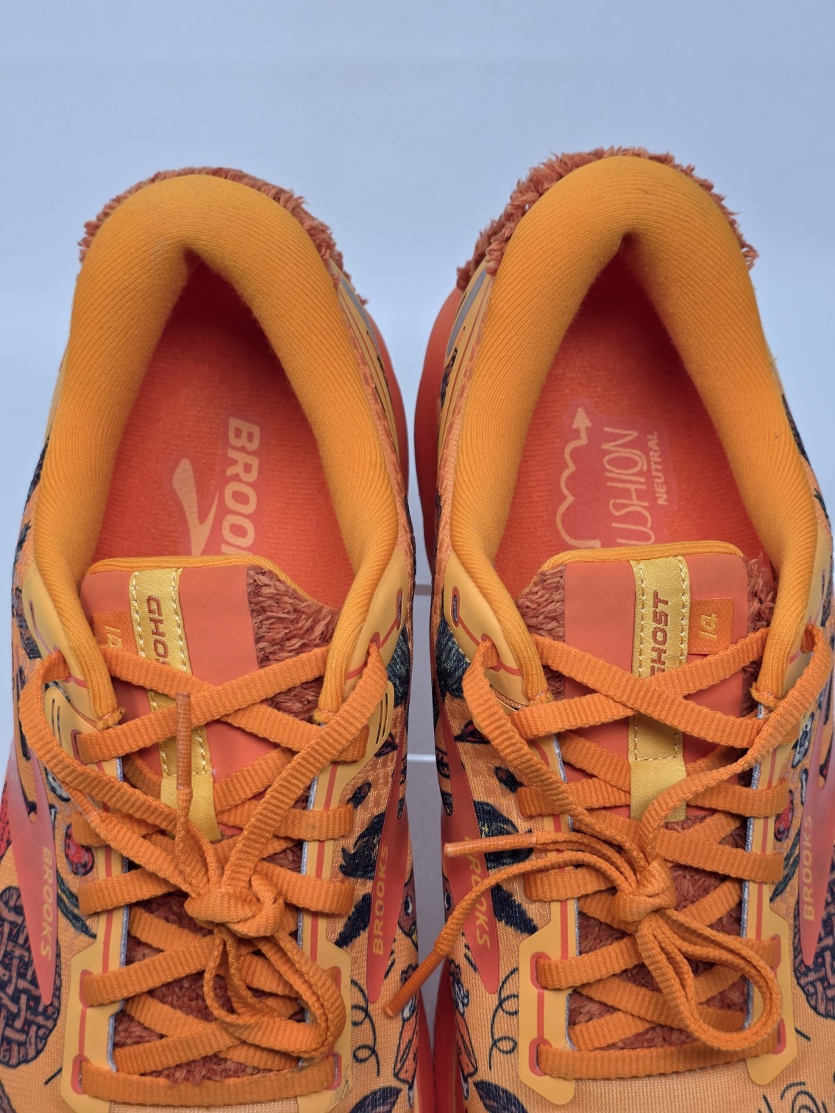 Brooks Ghost 14 Happy Trot Shoes Men’s Size 11.5 Orange Thanksgiving Pre-owned
