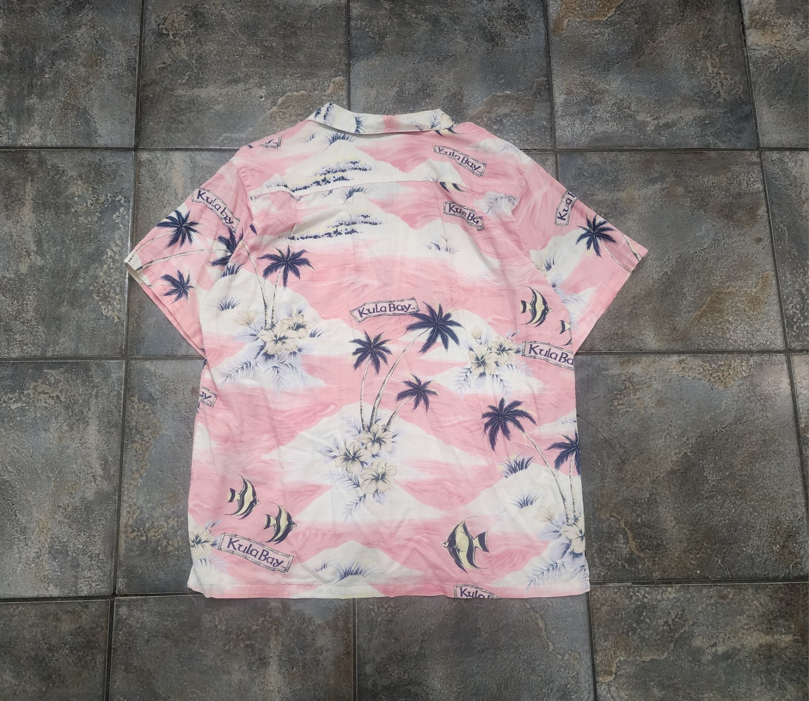 Vintage 90s Kula Bay Men’s Large Pink Tropical Floral Hawaiian Button Up Shirt