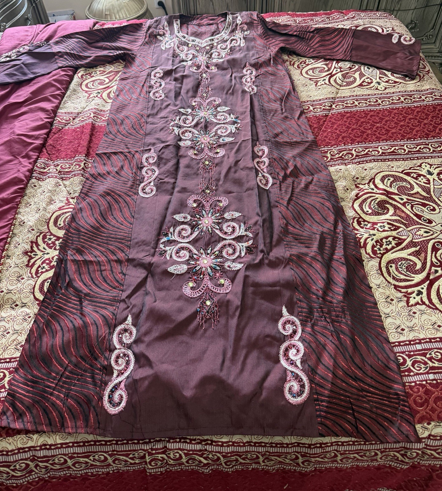 Embroidered Maroon Women’s Kurta Kurtas/Kurti with Floral Design, Elegant Style