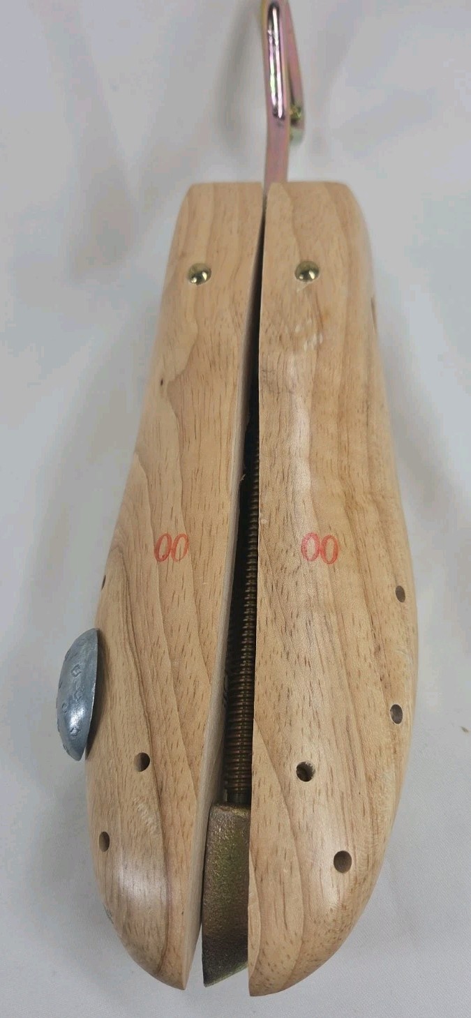 Ralyn Professional Shoe Stretcher Size 00 (Men’s 10-12) With Bunion Insert