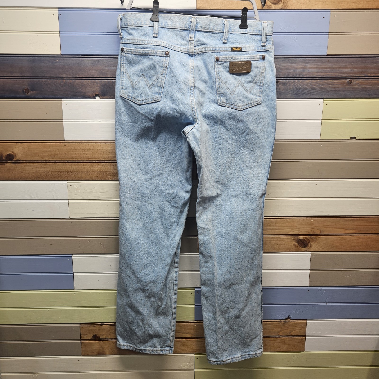 Wrangler Jeans Mens 35×32 Blue Light Wash Cowboy Cut Slim Straight Denim 936GBH