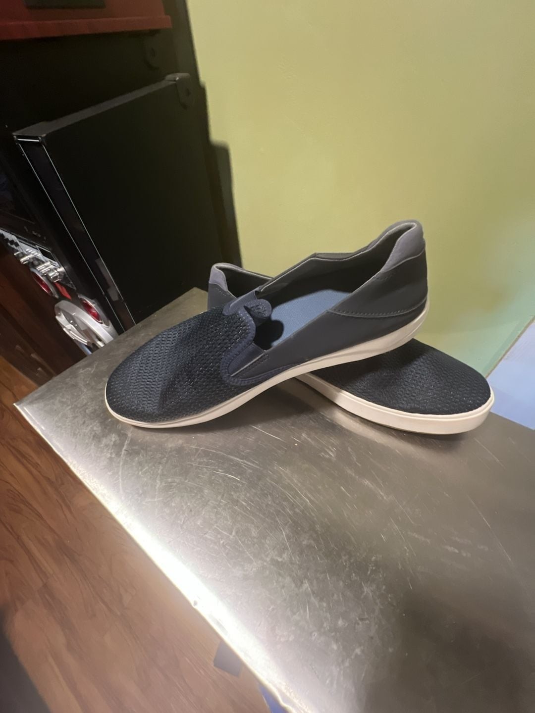 OluKai Lae’ahi Men’s Slip-On Mesh Sneakers