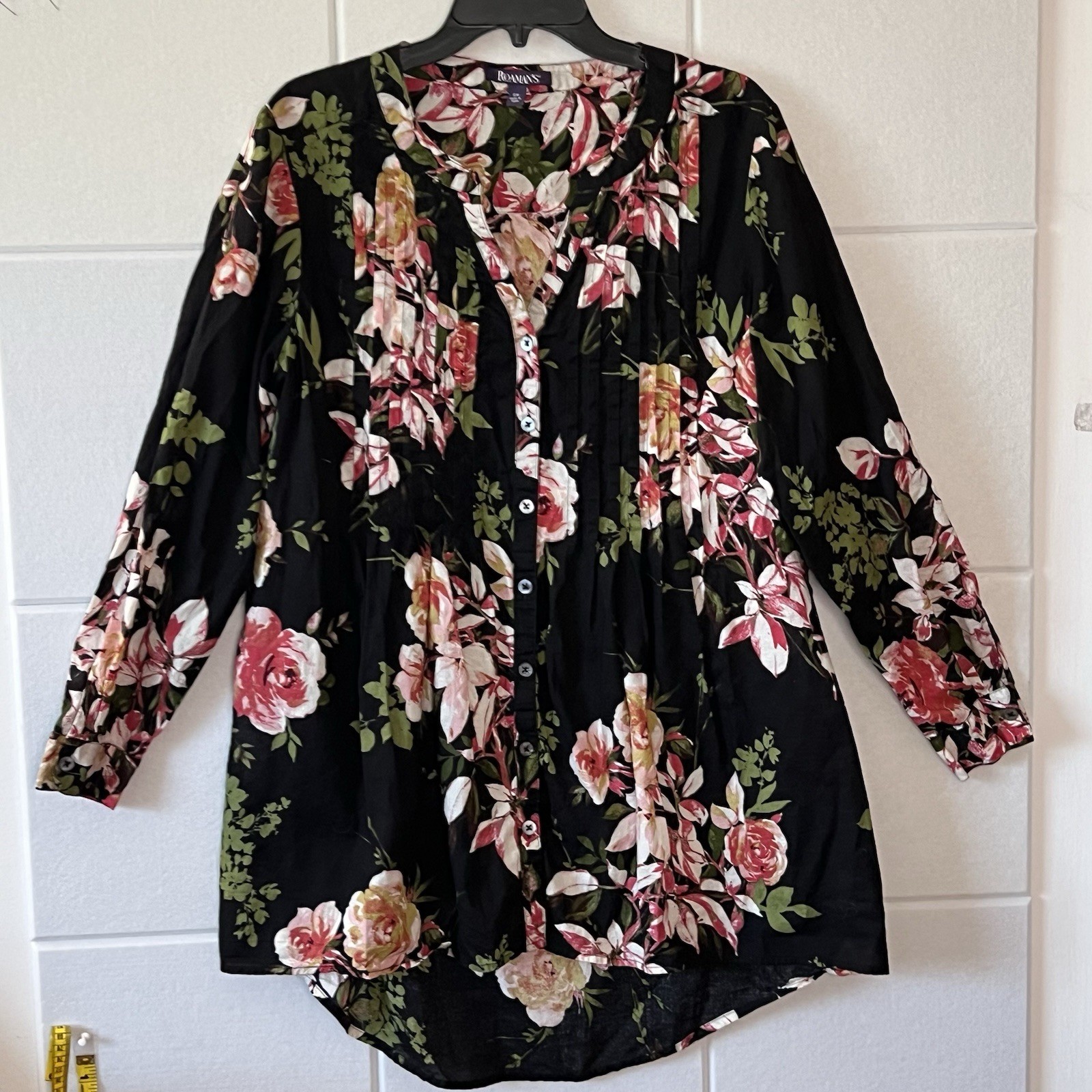 Roman’s Women’s Tunic Blouse Size 18 Extra Large Roll Tab Sleeve Floral Pink