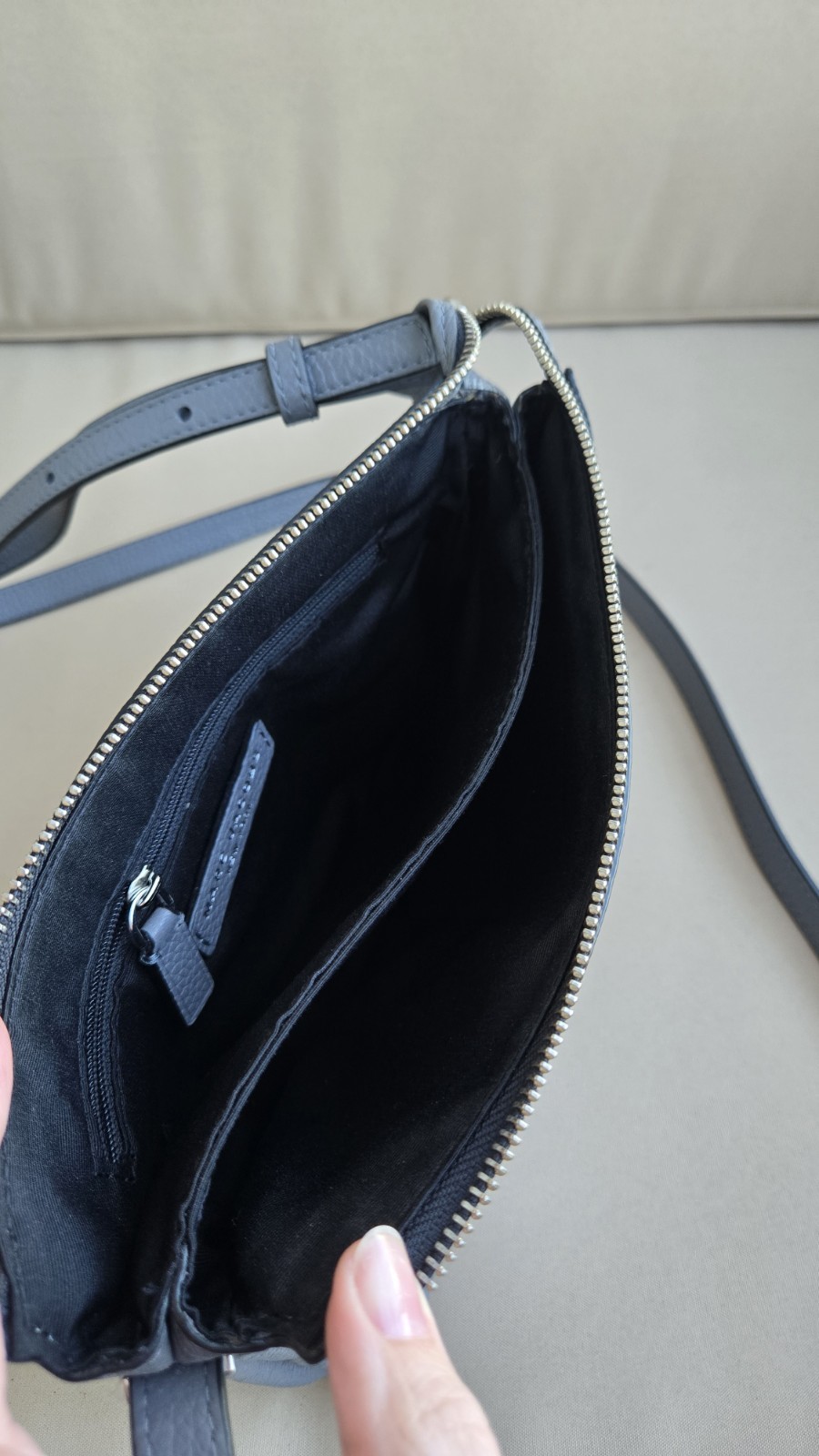 Marc Jacobs Gray Pebbled Small Crossbody Zip Top Adjustable Strap