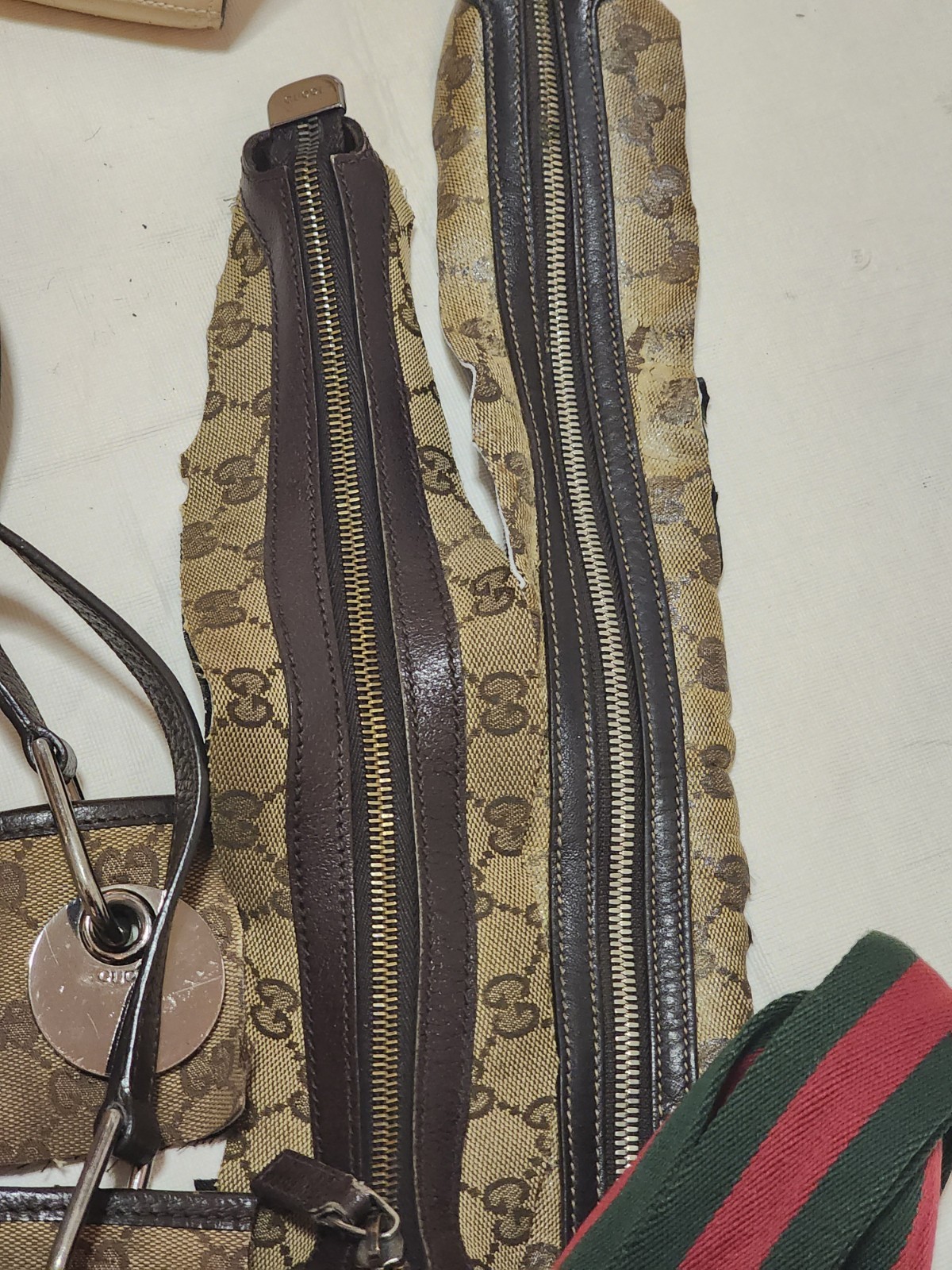 Lot Of Gucci Fendi Ferragamo Burberry Replacement Parts Hardware Zippers Etc