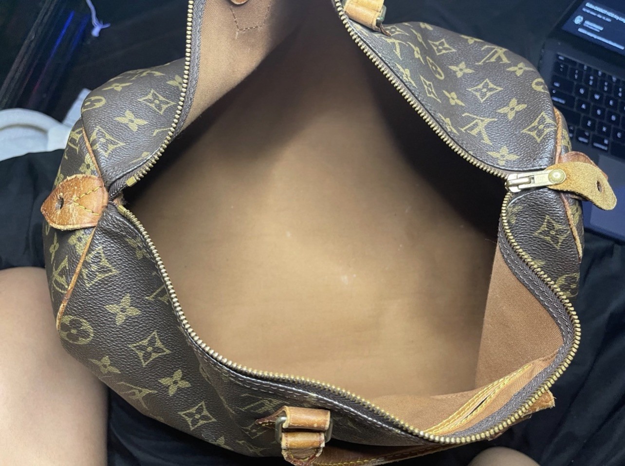 Louis Vuitton Speedy 40 Monogram Duffle Bag Travel