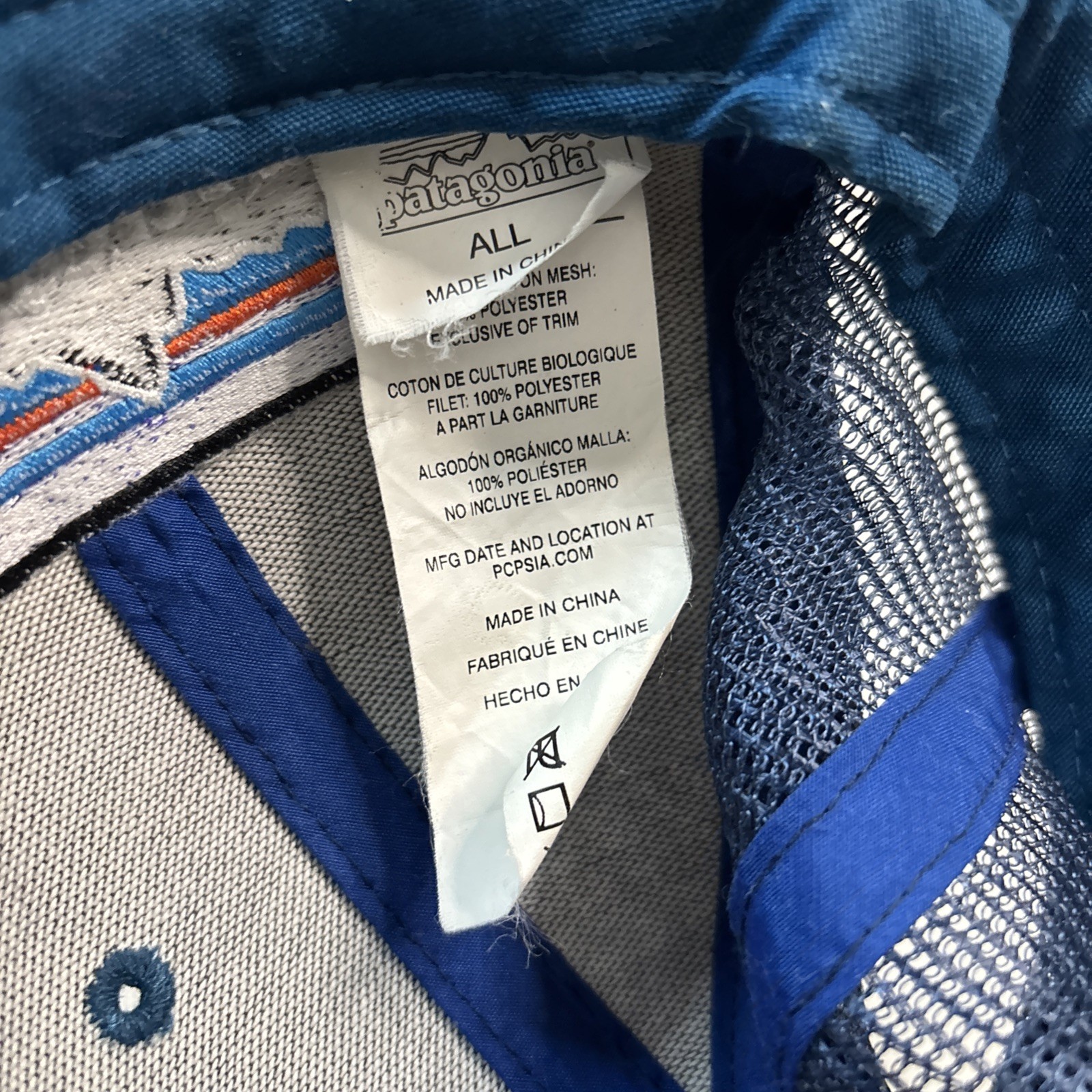 PATAGONIA CAP P6 Logo Lo-pro Trucker Cap Blue Hat Unisex Snapback