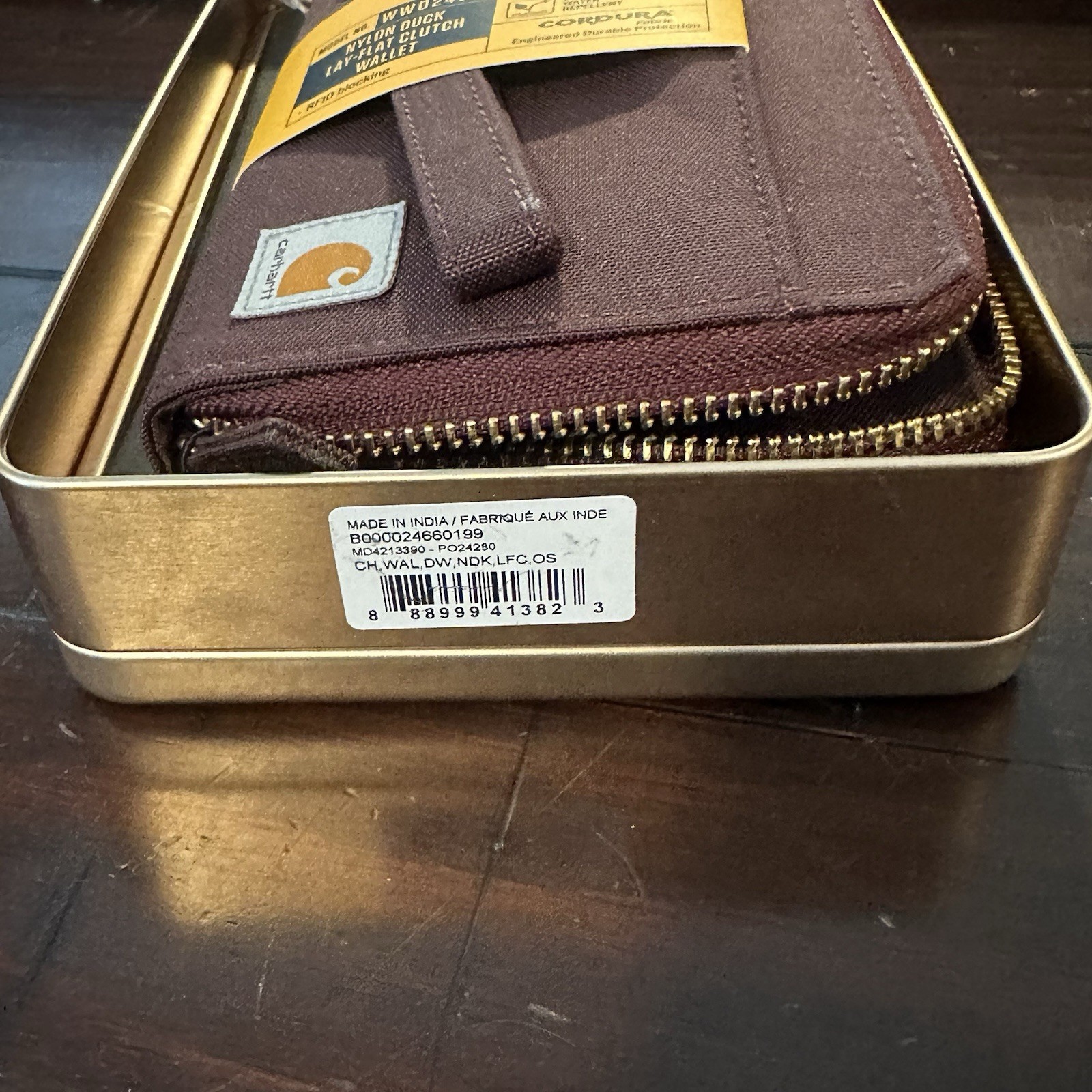 Carhartt Casual Canvas Wallet for Women Nylon Duck Lay-Flat Clutch Deep Wine