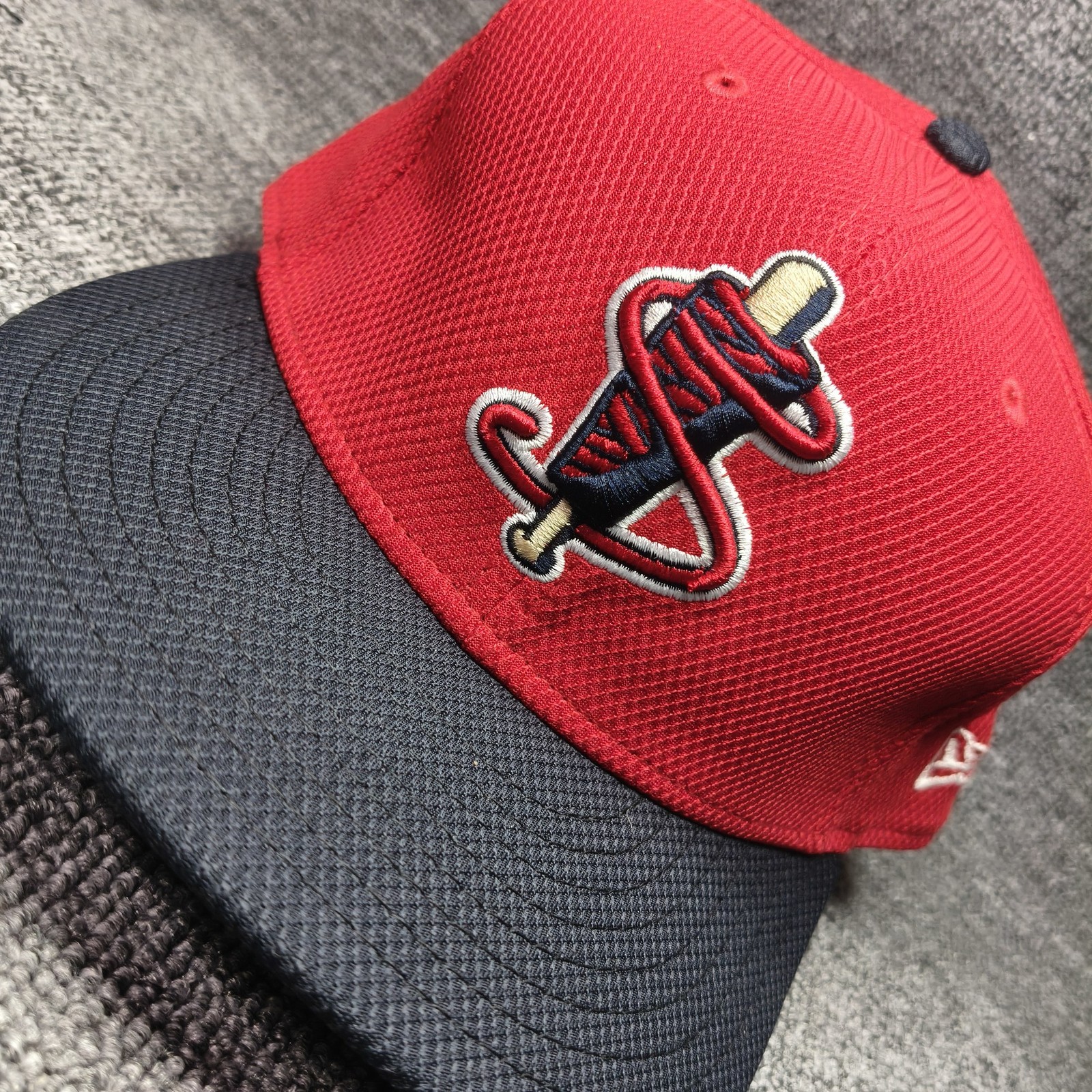 New Era Minor League Baseball 59FIFTY Fitted Red Black Hat 7 1 2