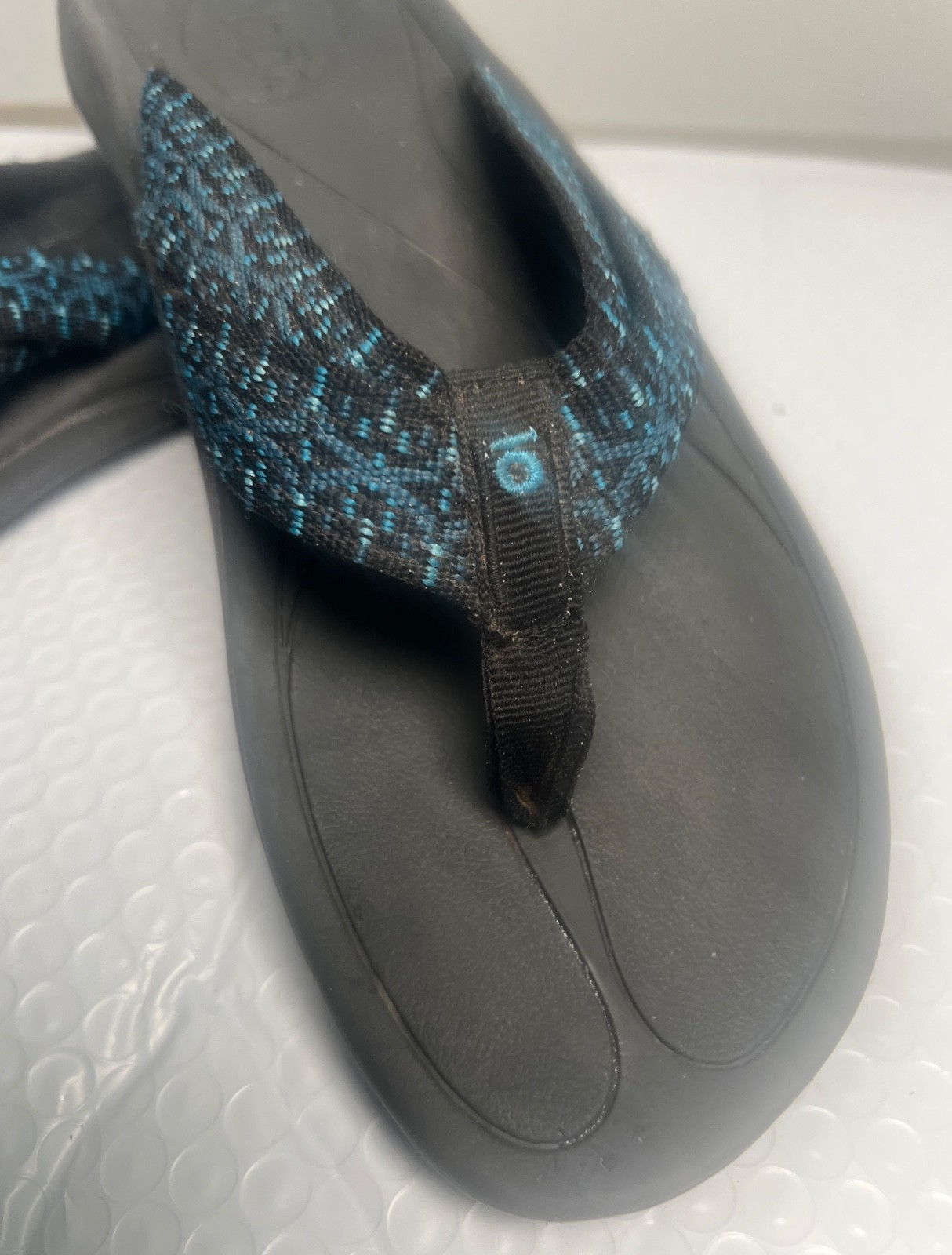 Women’s Oboz Selway Sandals in Blue & Black Pattern, Size 10