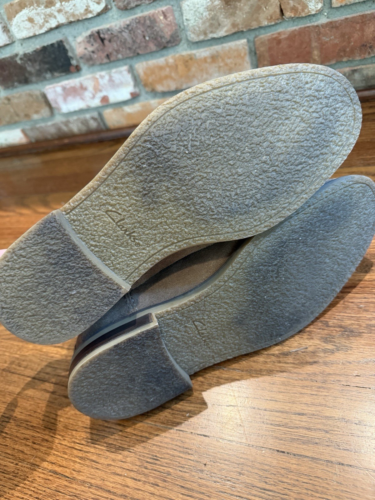 Clarks Collection Jaxen Chelsea Boots Mens 10.5 Taupe Suede Pull On Ankle Boot