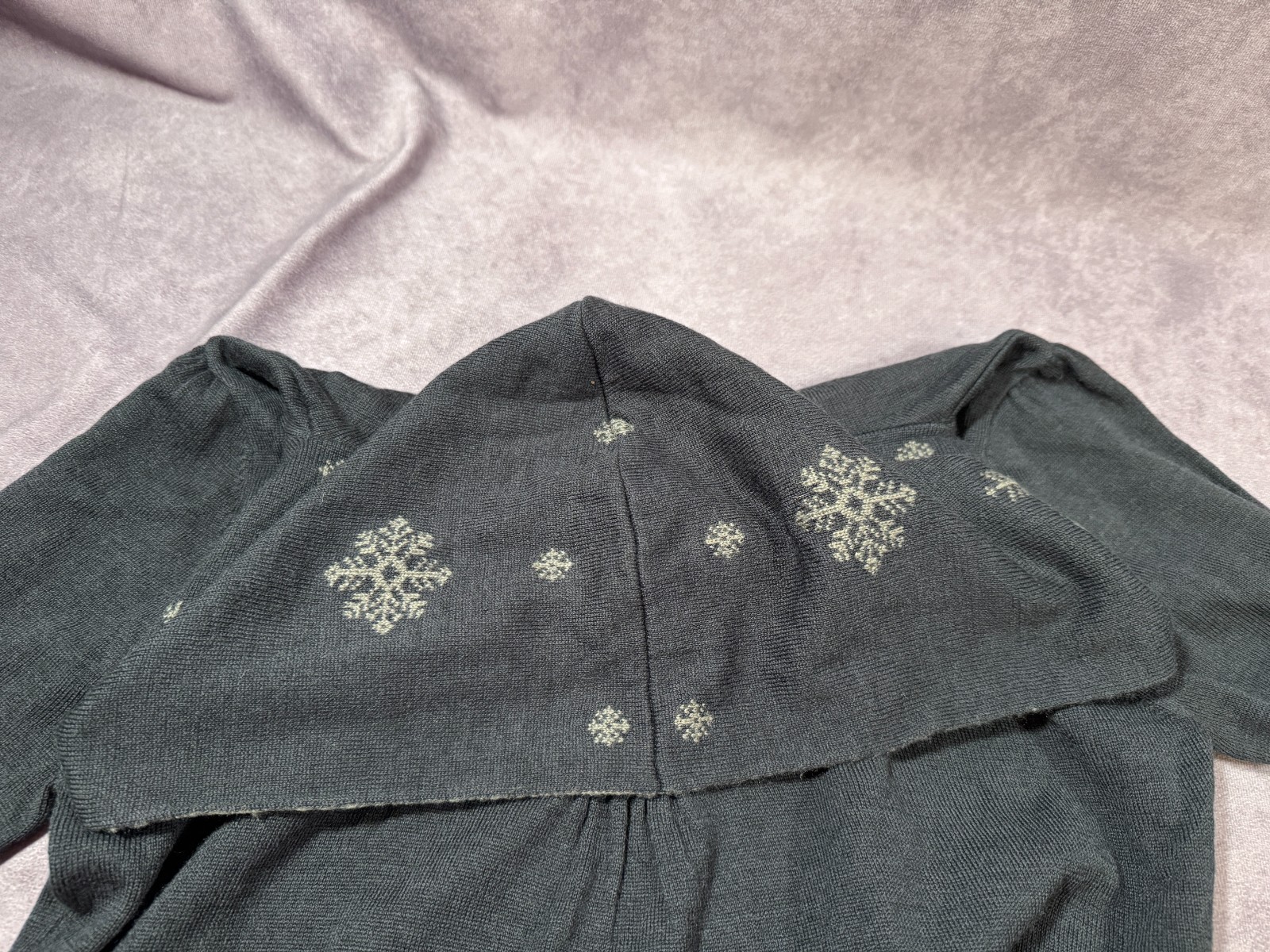 New Natural Reflections Wool Blend Sweater Hooded Snowflakes Buttoned LARGE