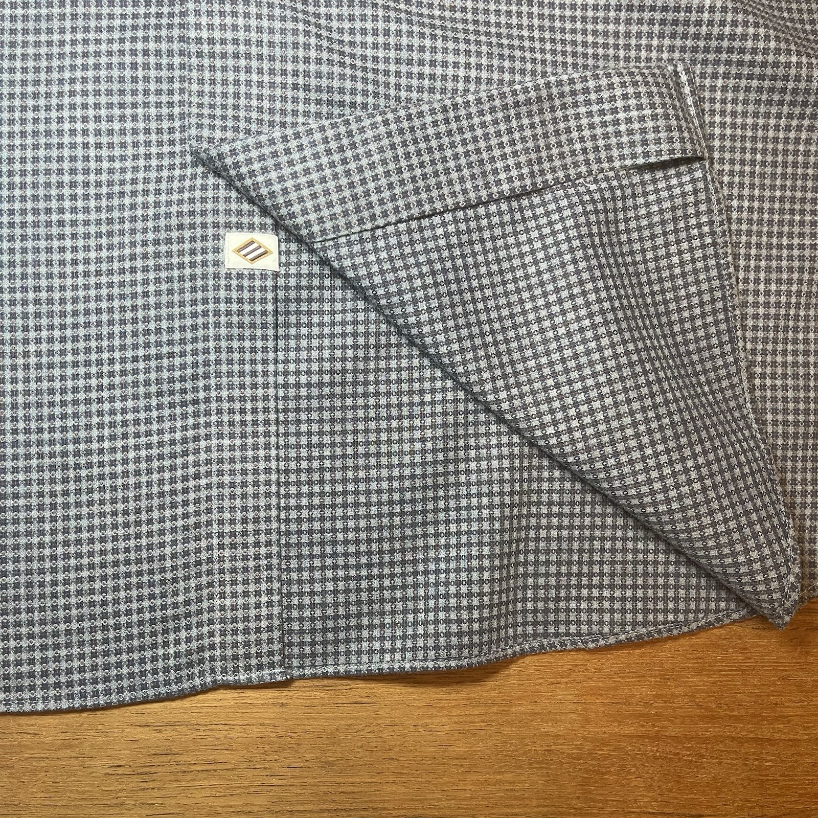 Joseph Abboud Navy and Gray Non-iron Dress Shirt 100% Cotton Size L