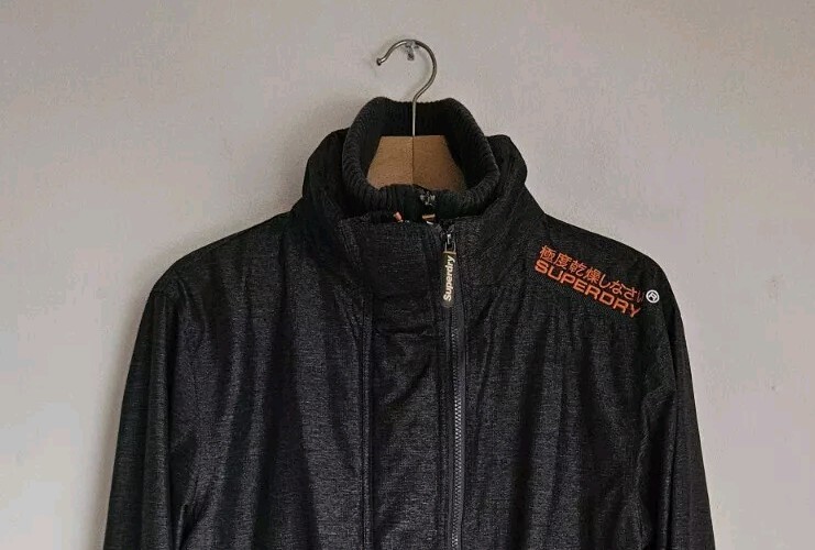 SUPERDRY WINDCHEATER MENS UK SIZE MEDIUM CHARCOAL GREY & ORANGE COAT