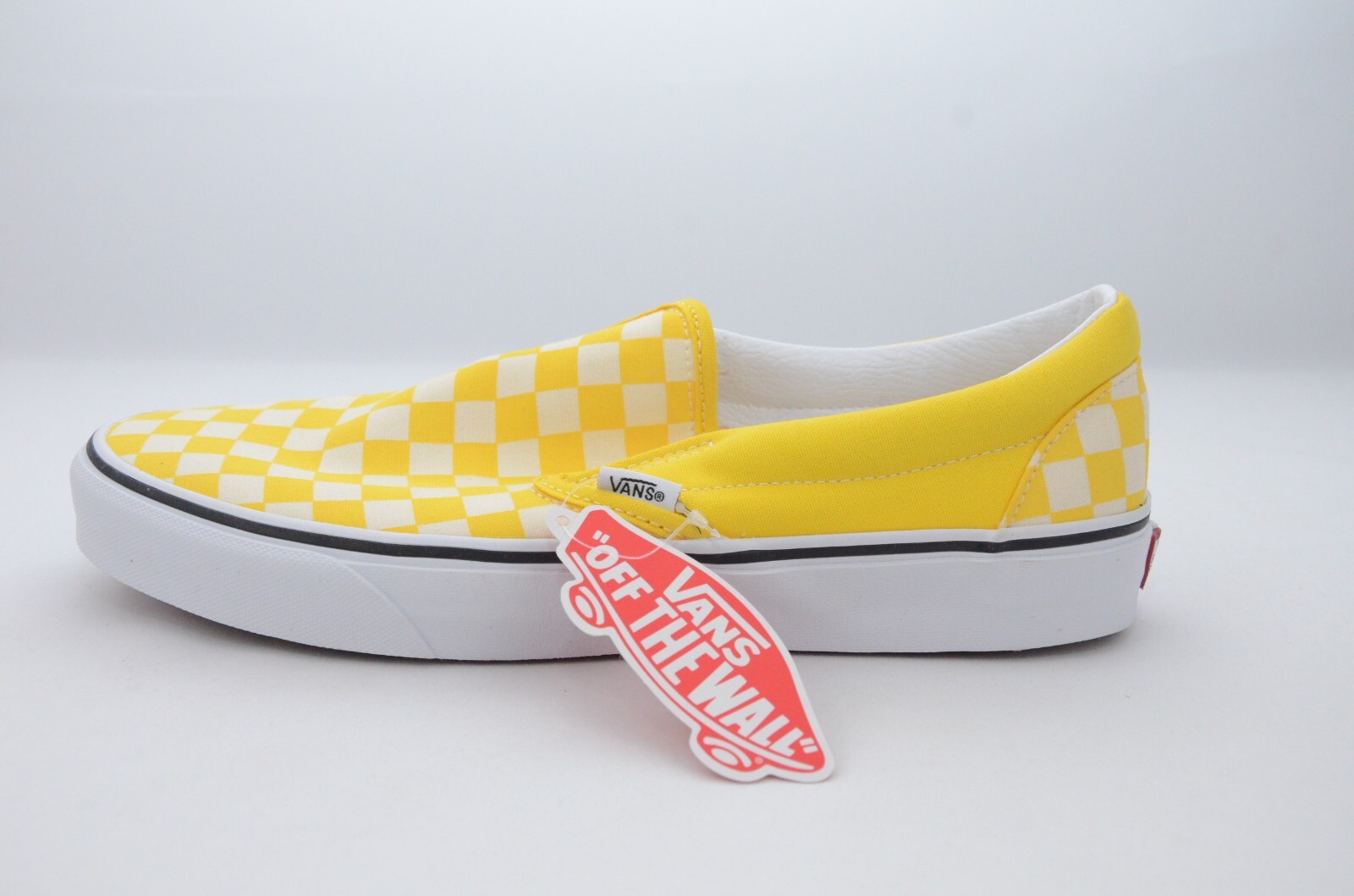 Vans Classic Slip-On Checkerboard Men’s Multiple Sizes New in Box VN0A33TB42Z