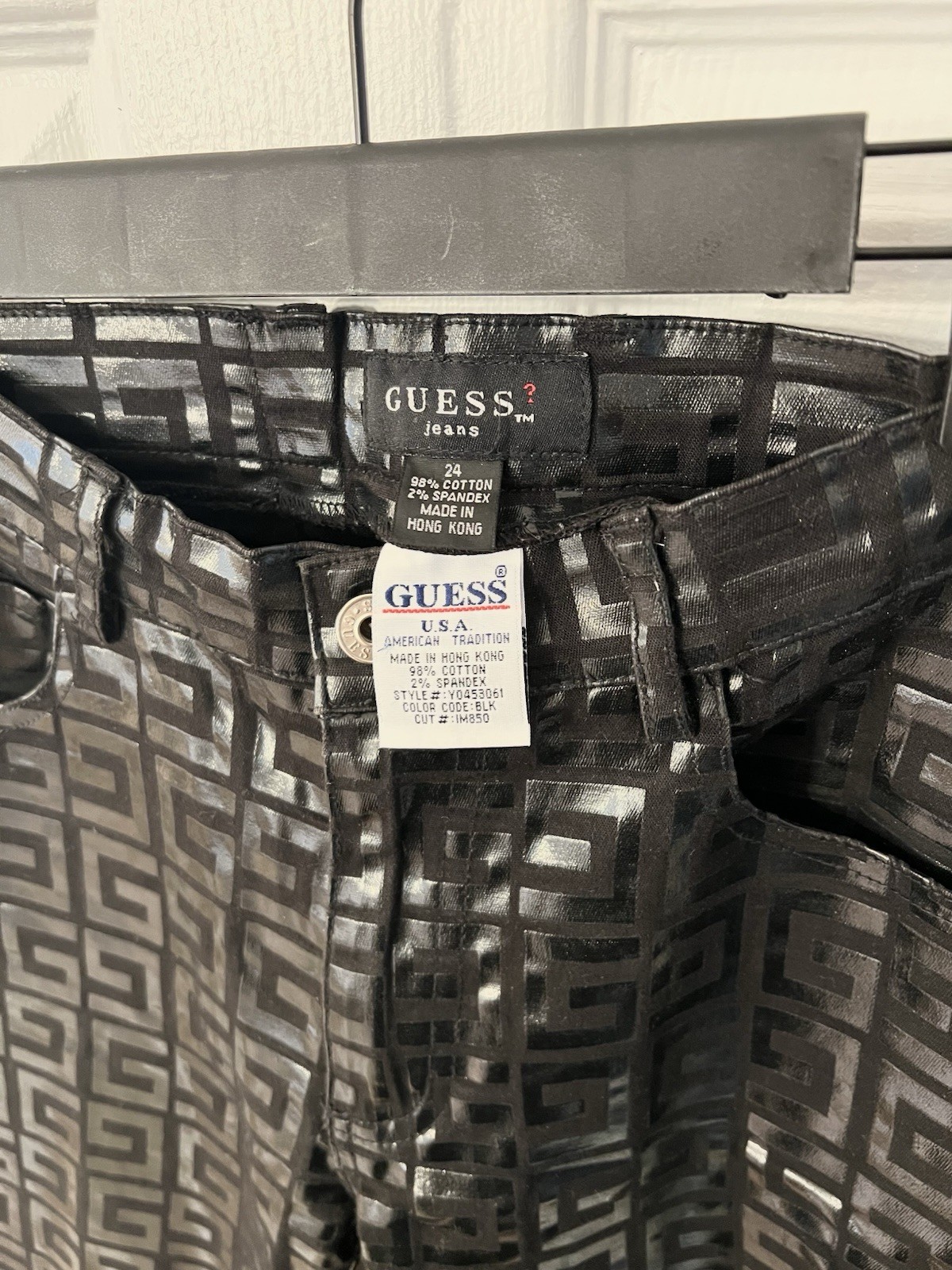 Guess Jeans Glamour 24 Vintage Shiny Black Pattern – Rare