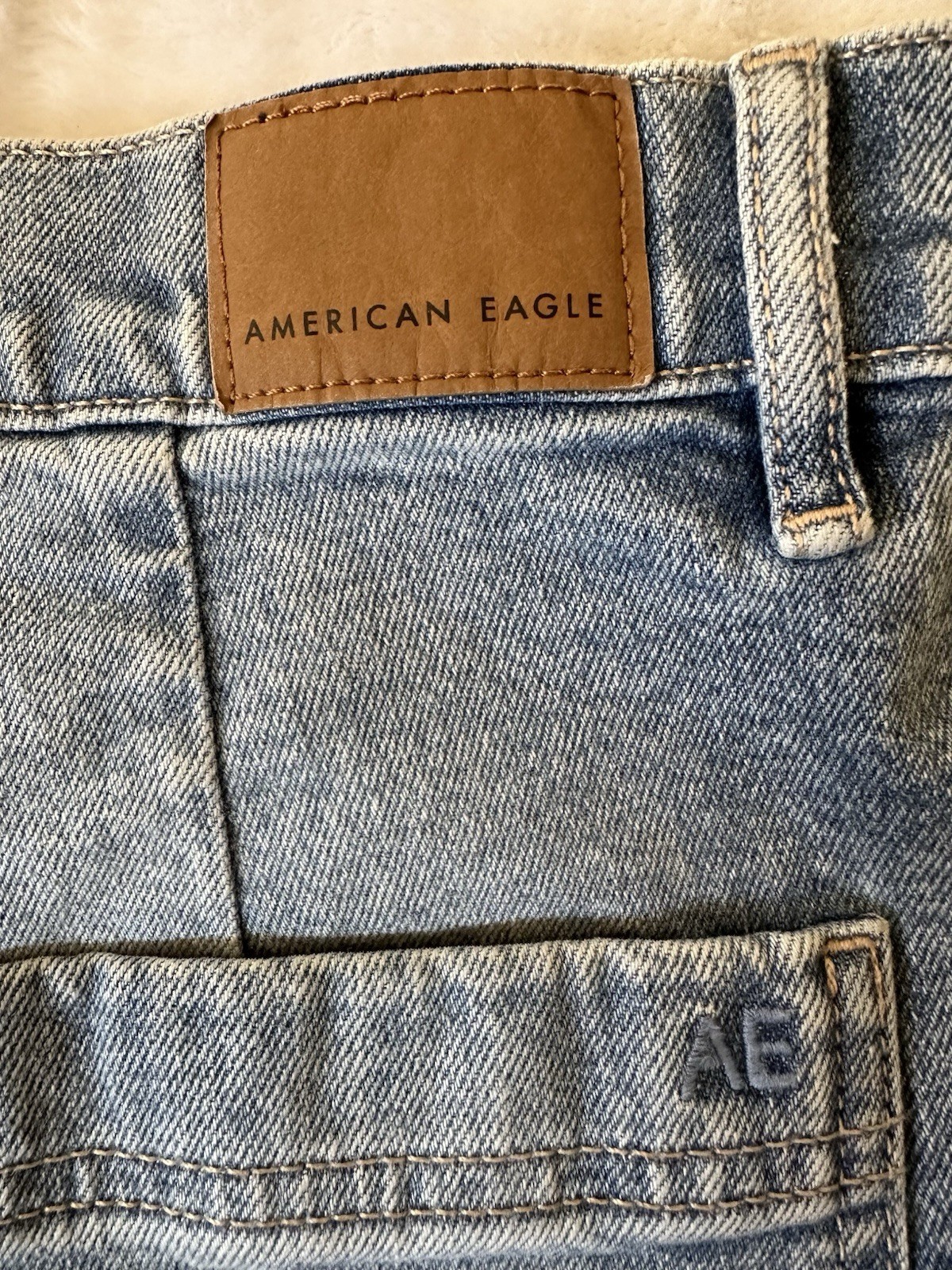 American Eagle High Waisted Utility Denim Shorts Size 8 Light Wash Patch Pocket