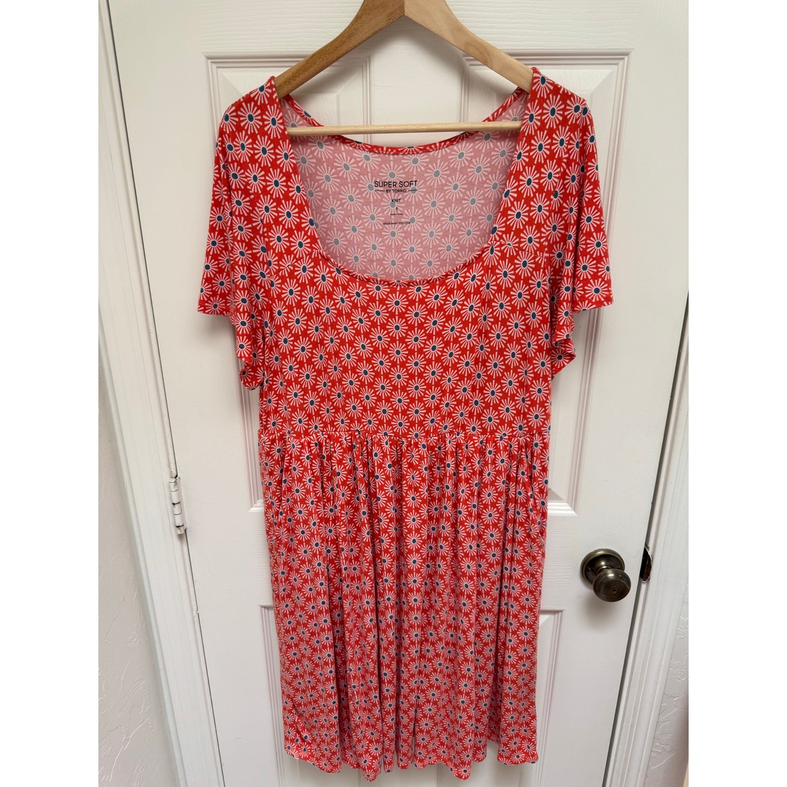 Torrid Skater Silouhette Sunny Days Nasturtium Soft Knit Dress Size 1 (1X,14/16)