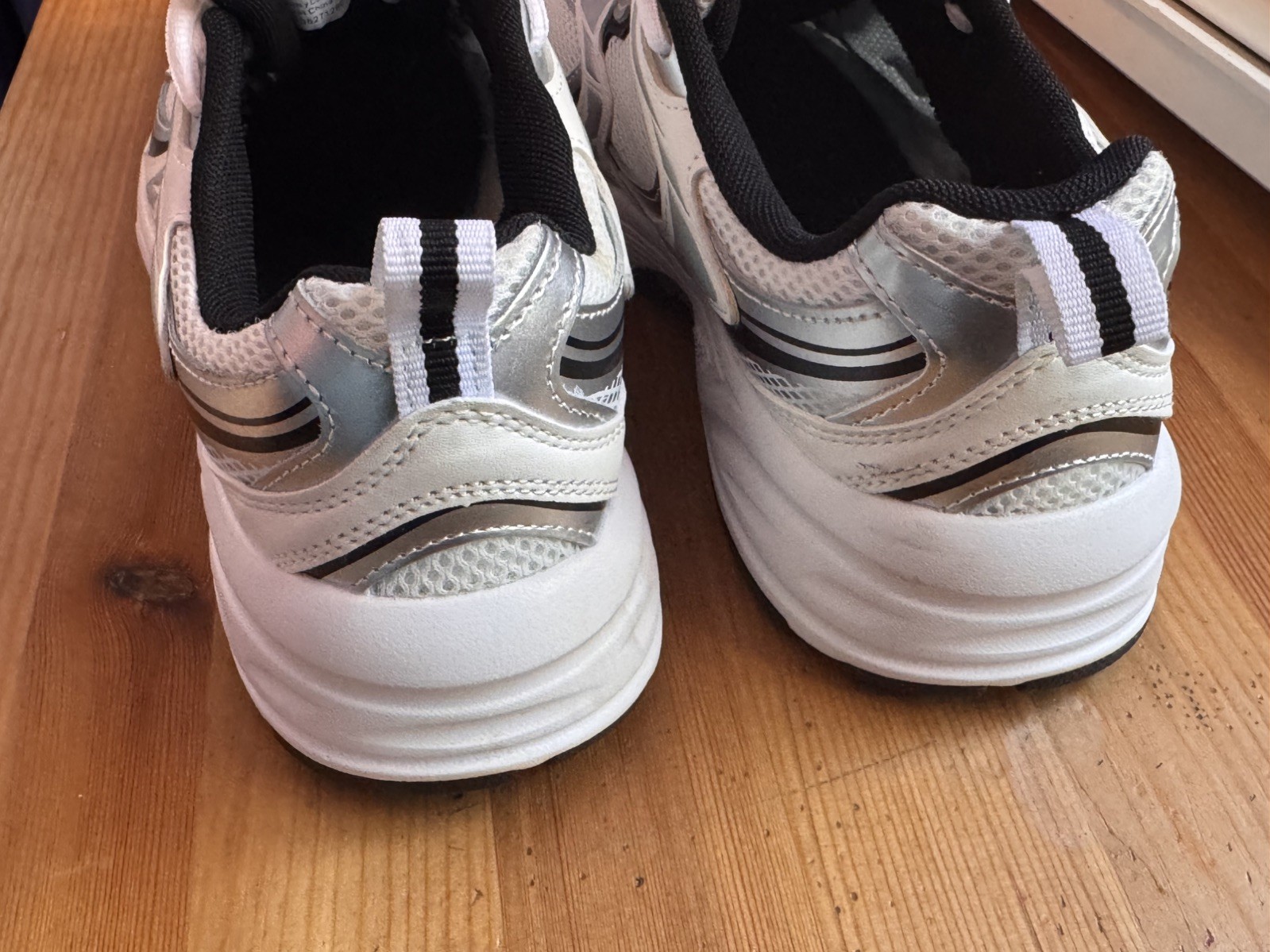 Avia Men’s Sneakers Size 8 ,1/2