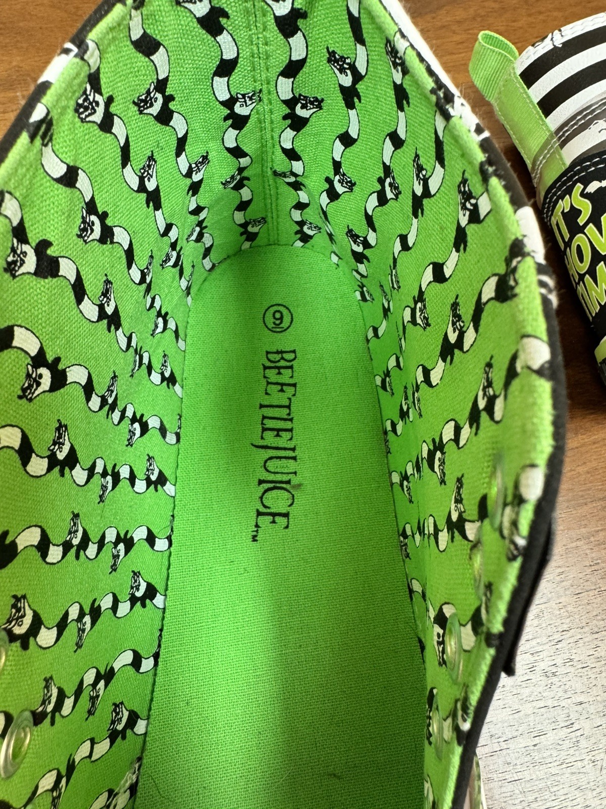 Beetlejuice Shoes Sneakers Women’s Size 9 Ground Up It’s Show Time