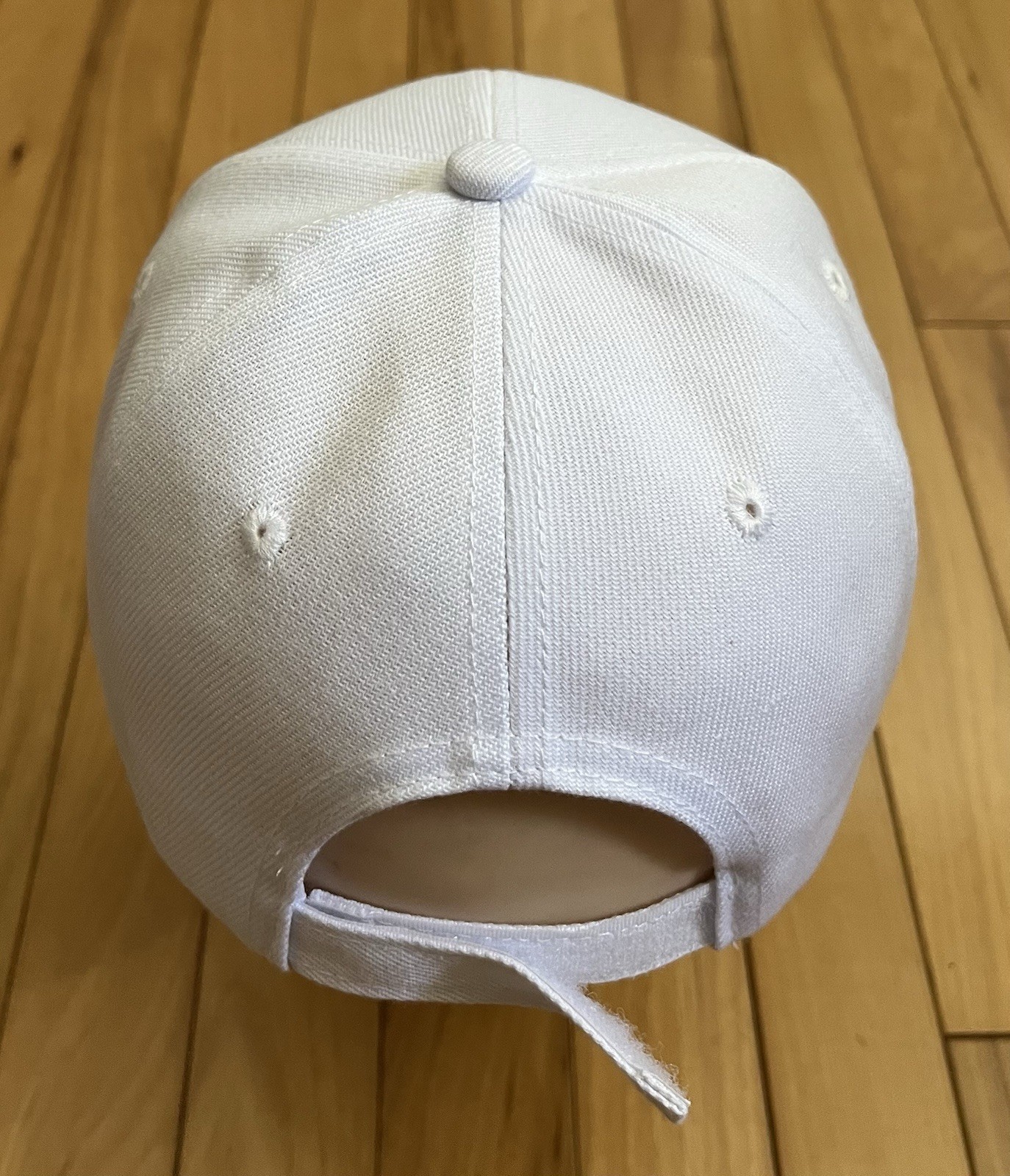 Auto-Car Tesla Symbol Baseball Cap. *** A hat worth more than its price.