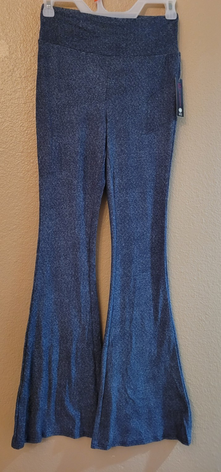 No Boundaries Flare Pants, NOBO knit Flare Pant Multicolor, Small to 3X