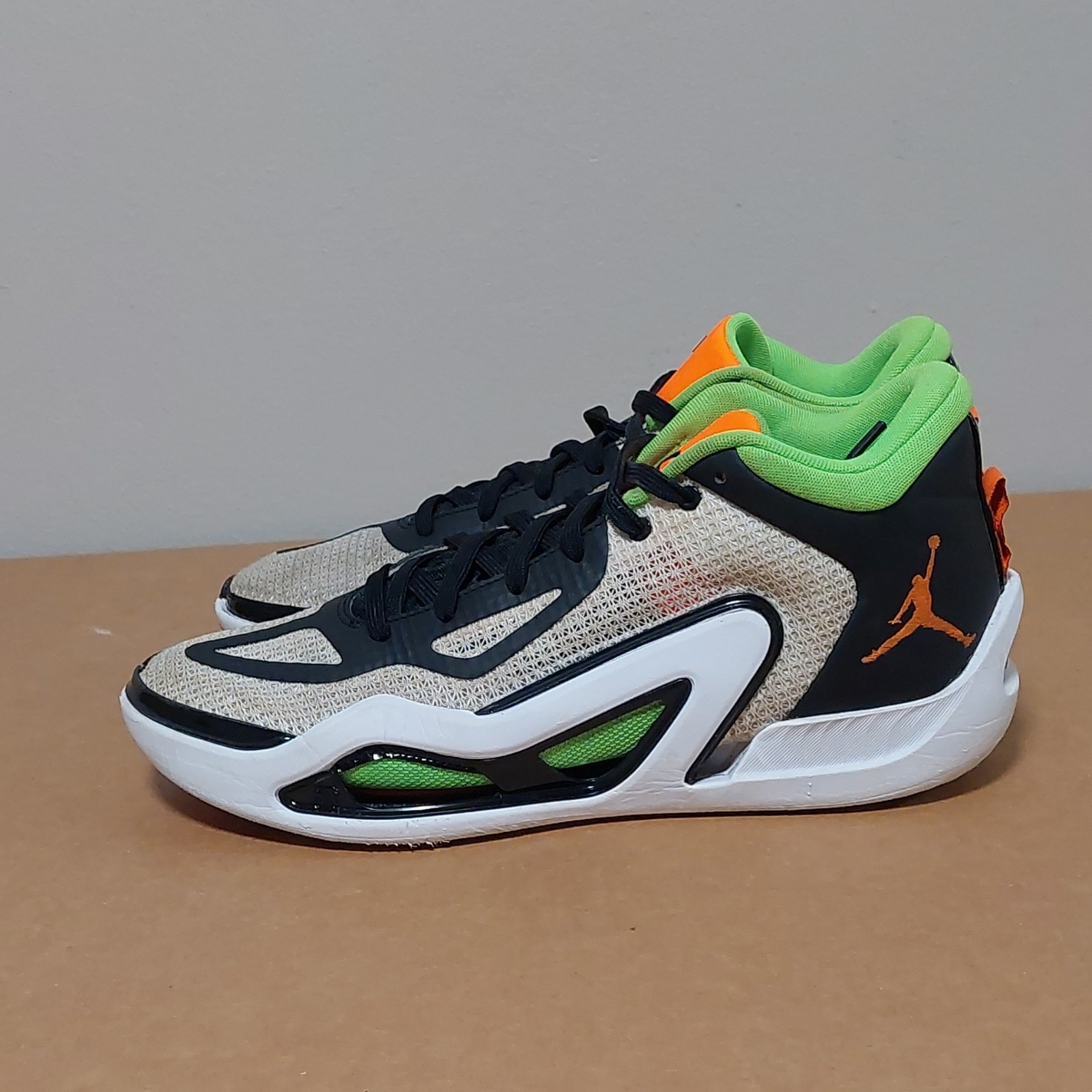 Jordan Jayson Tatum 1 ‘Home Team’ DZ3324-108 SIZE 10.5