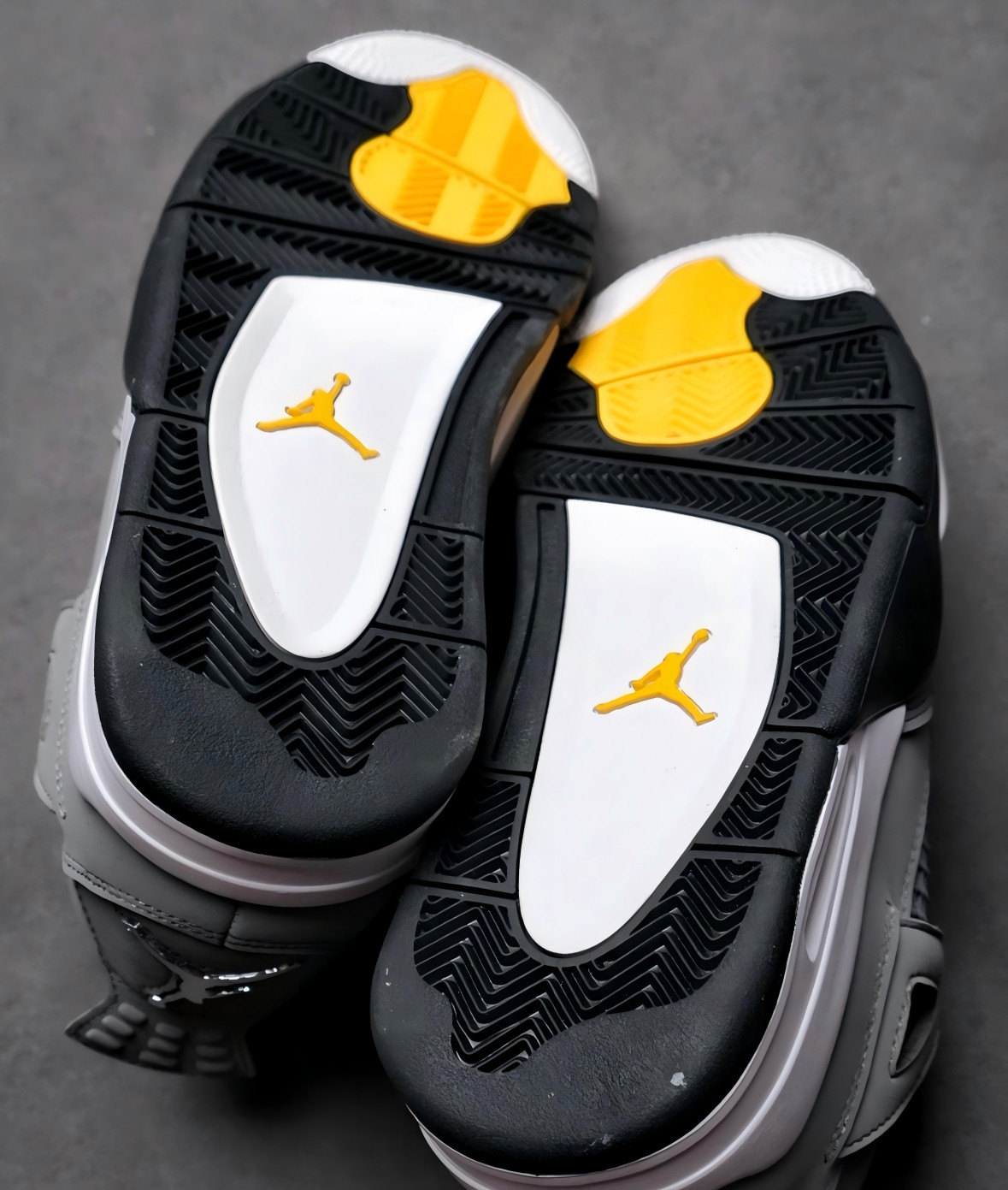 Jordan 4 “Cool Grey” Retro Basketball Shoes Men’s Mid Top