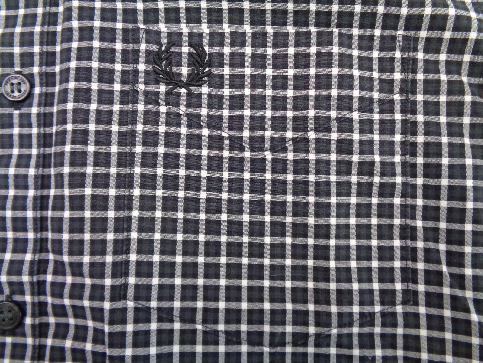 Fred Perry Shirt Mens Medium Black Check 100% Cotton Embroidered Logo Mod