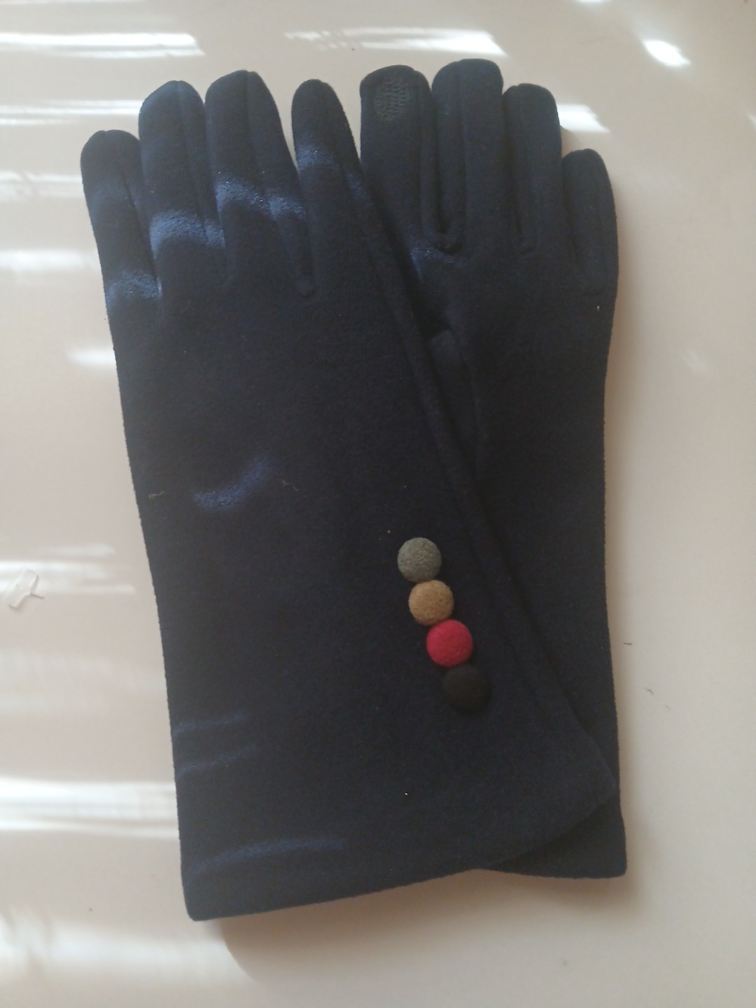 Women’s Gloves Smart Technology Touchscreen Compatible Four Button Detail Navy