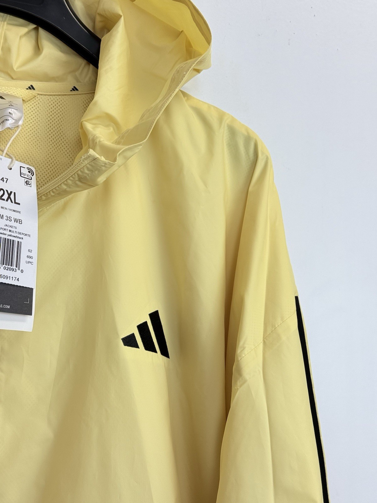 New adidas Essentials Woven 3-Stripes Windbreaker Jacket Men’s 2XL IM7847 Yellow
