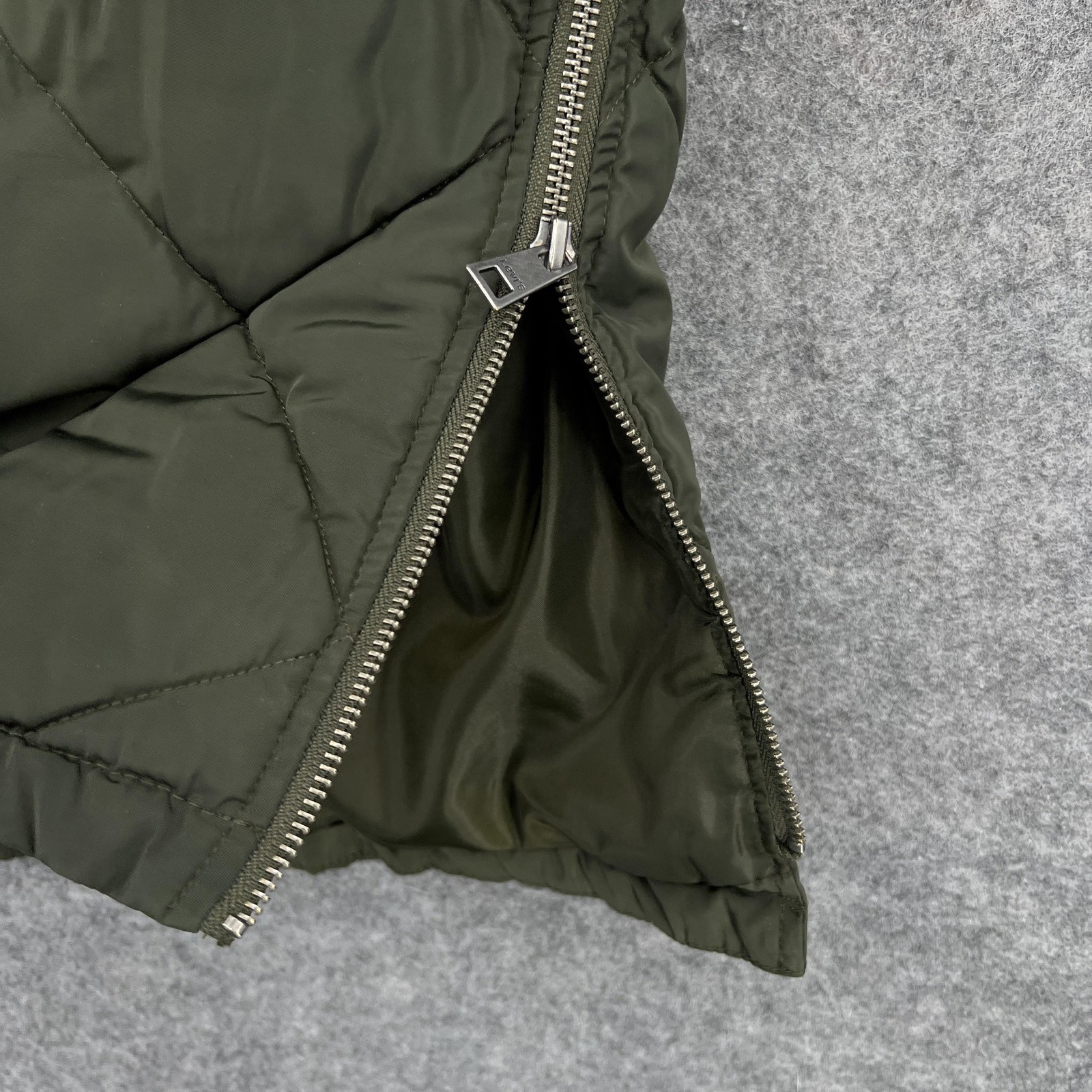 Levi’s Coat Mens XL Green Quilted Hooded Lined Insulated Pockets Outdoors