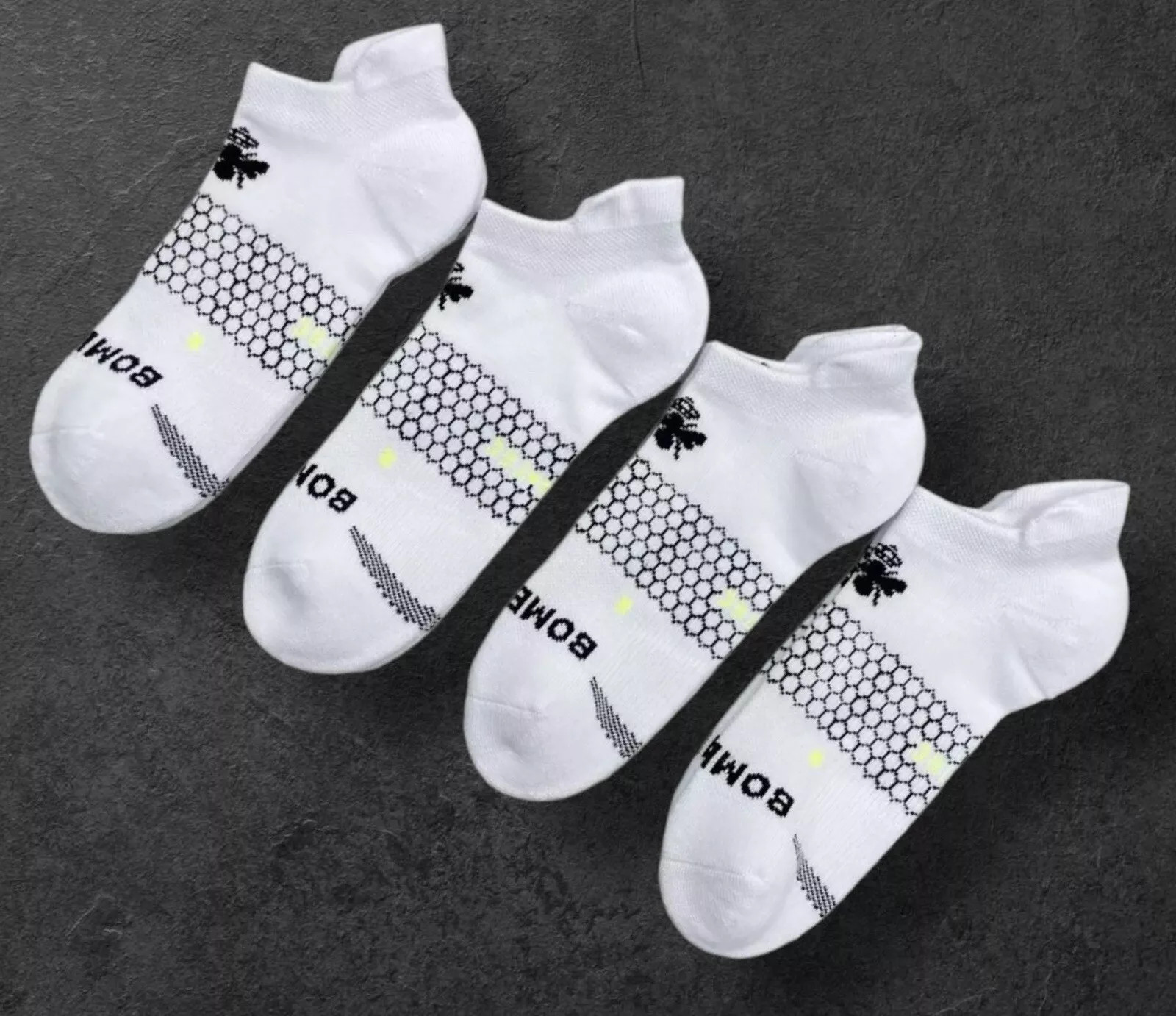 4 Pairs Bombas Women’s Solids Honeycomb Ankle Socks Classic White Size Med 8-10
