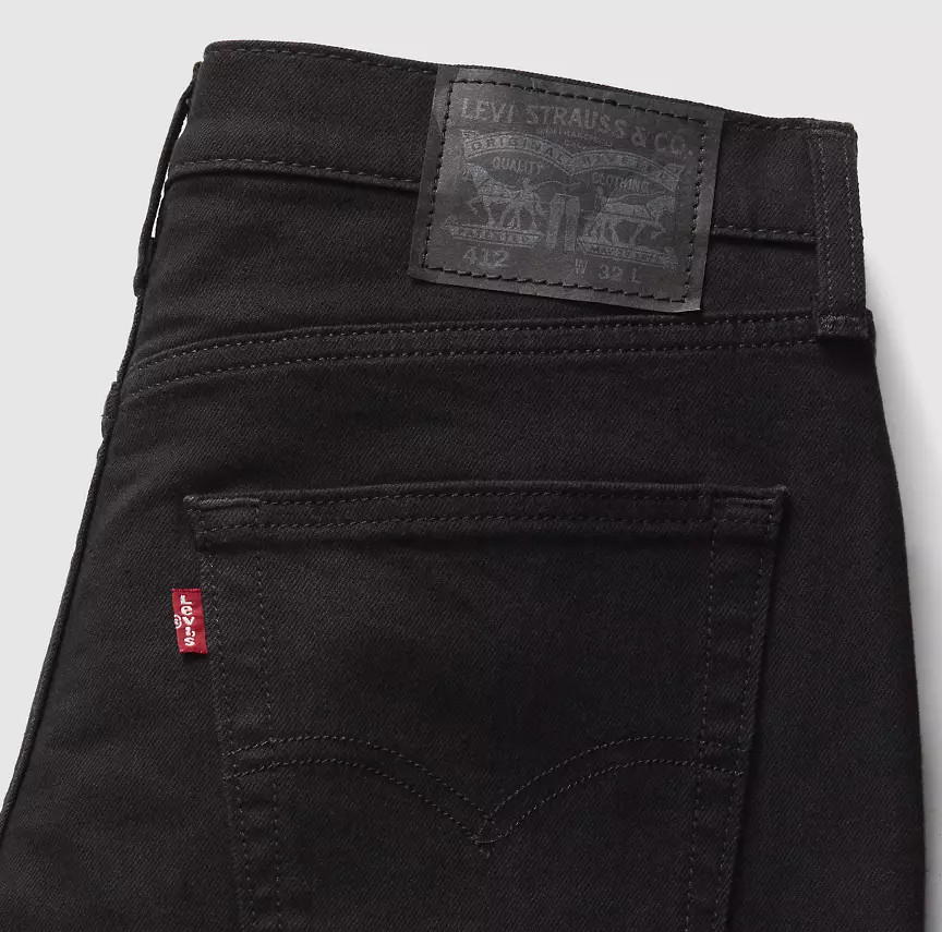 LEVI’S 412 Slim 9″ Men’s Shorts. Steel Black – Black