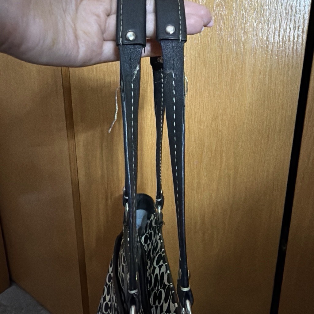 Coach Black/White Signature Tote Zip Closure Double Handles Silver Hardware