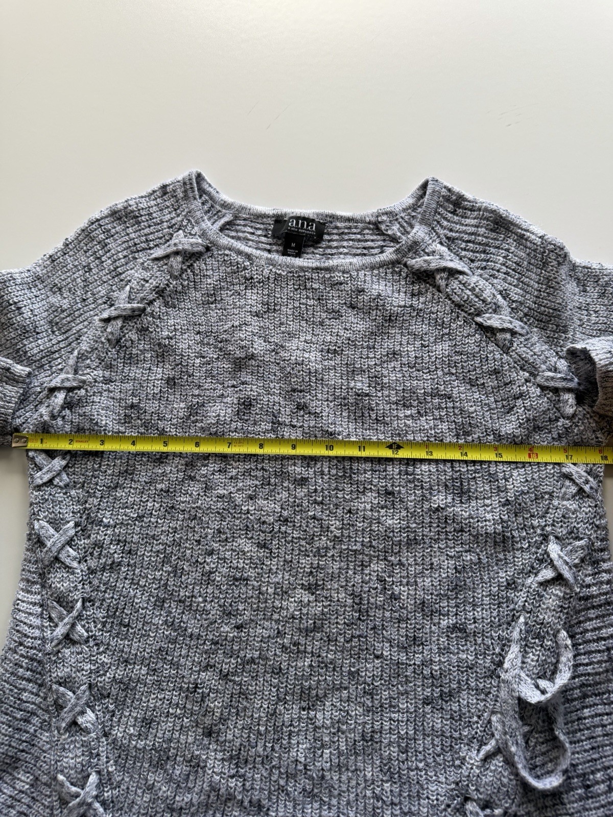a.n.a. A New Approach Women’s Medium Gray Cable Knit Fringe Sweater Cozy Knit