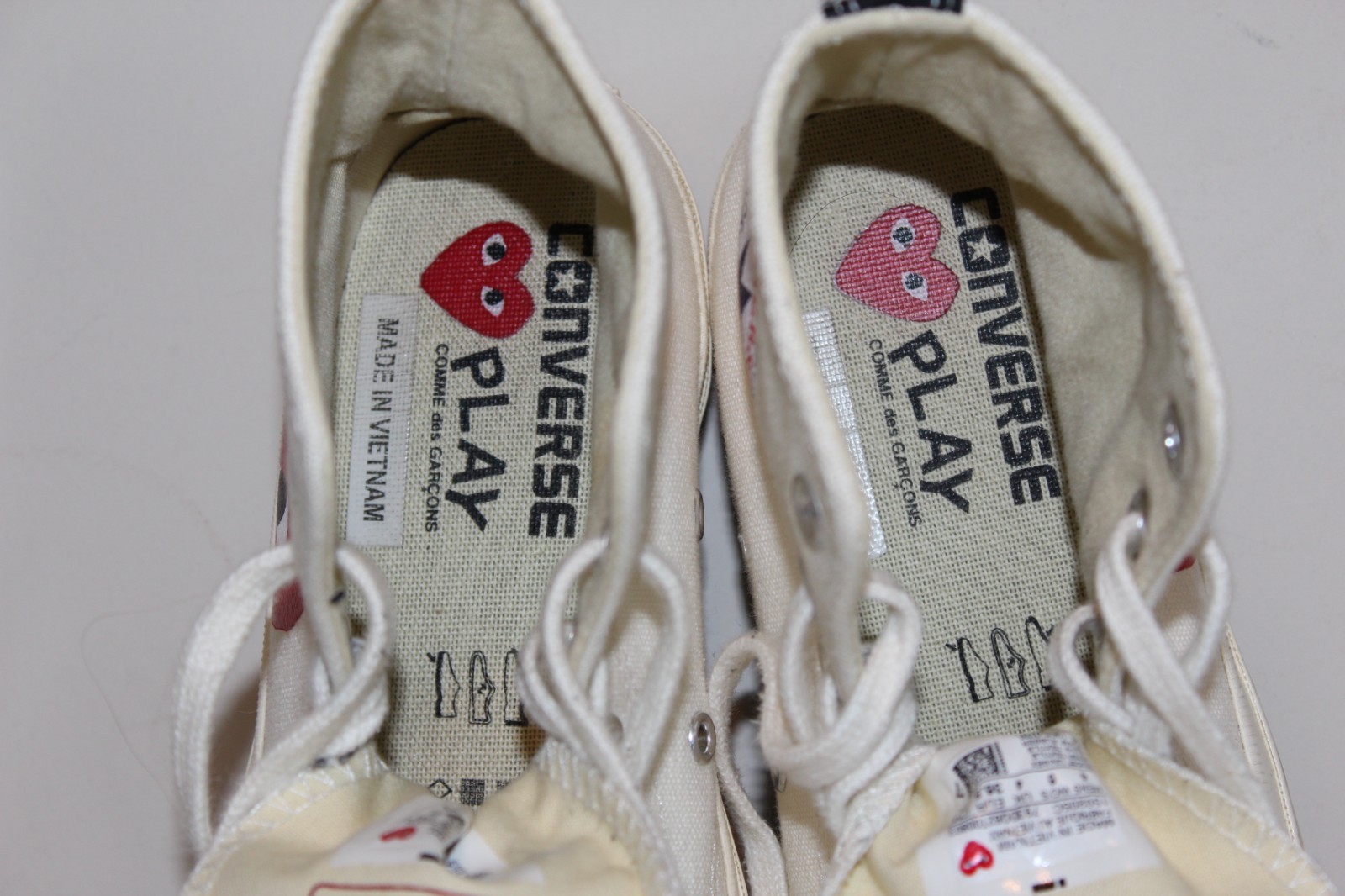 Comme Des Garçons Converse Heart Chucks White Size Men 4 Women 6