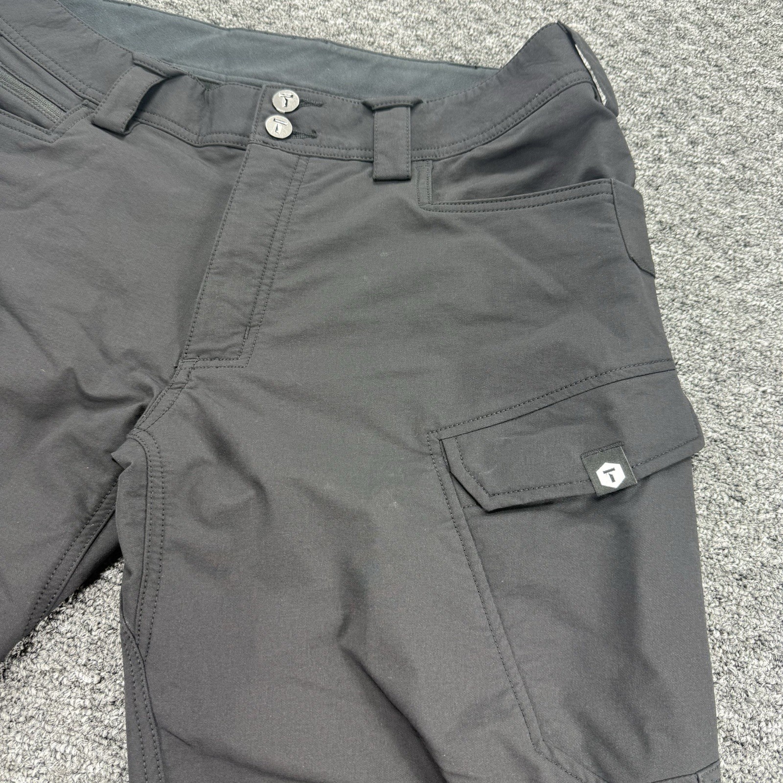 Truewerk T2 Werk Pant Mens 34×34 Black Cargo Utility Workwear EUC