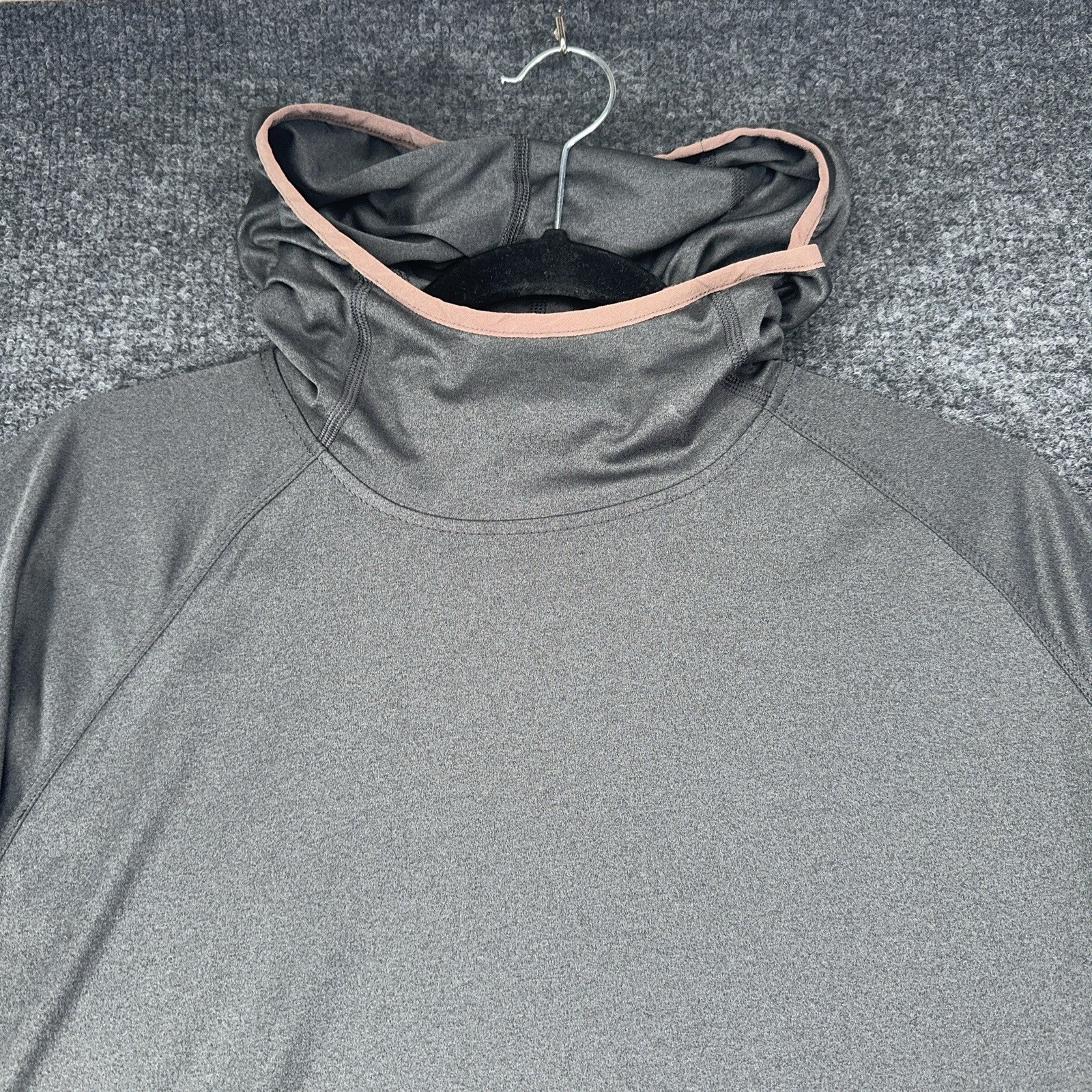 Truewerk B1 Sun Hoodie Mens Large Gray Lightweight Performance Pullover